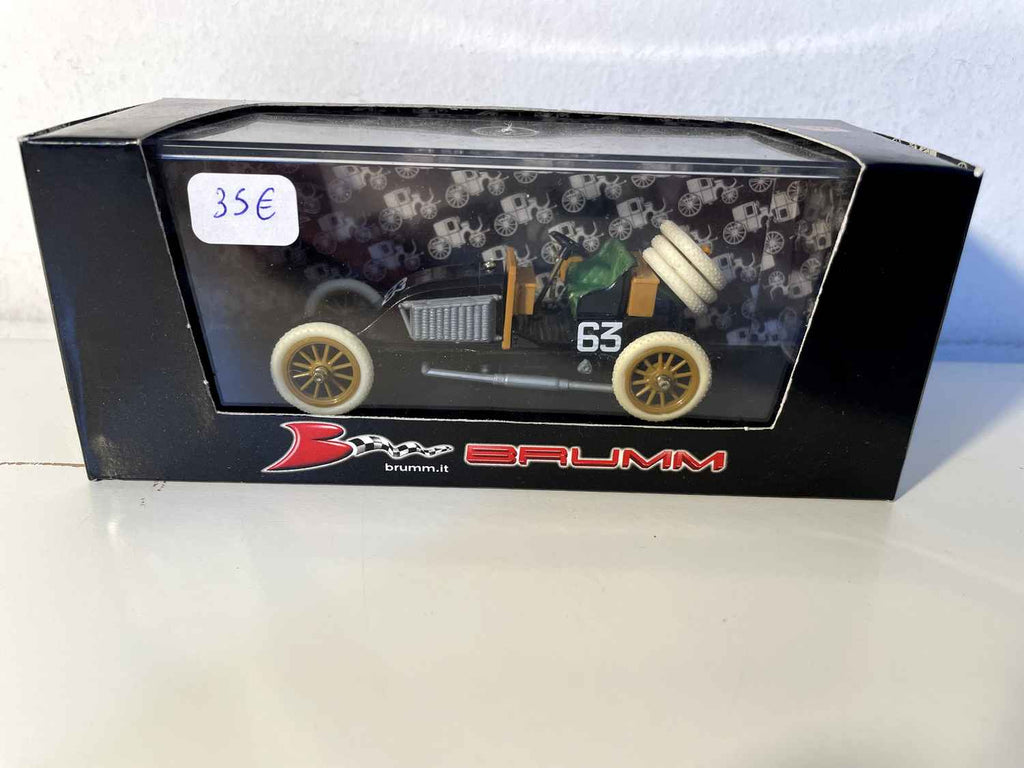 Renault 30HP noire numéro 63 - rallye Paris- Madrid de 1963 - BRUMM référence RO27 (AVEC la boite en carton)