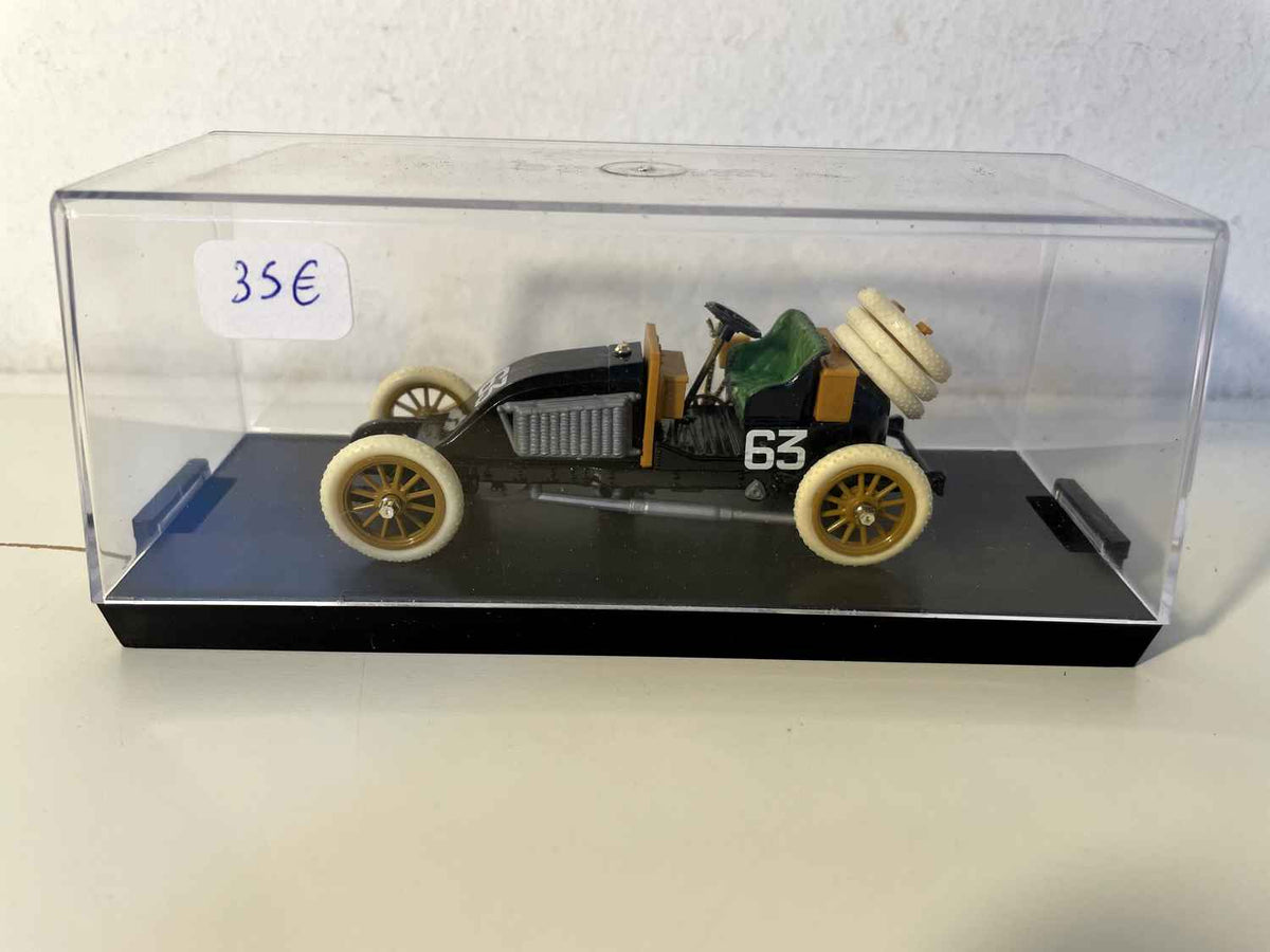 Renault 30HP noire numéro 63 - rallye Paris- Madrid de 1963 - BRUMM référence RO27 (AVEC la boite en carton)