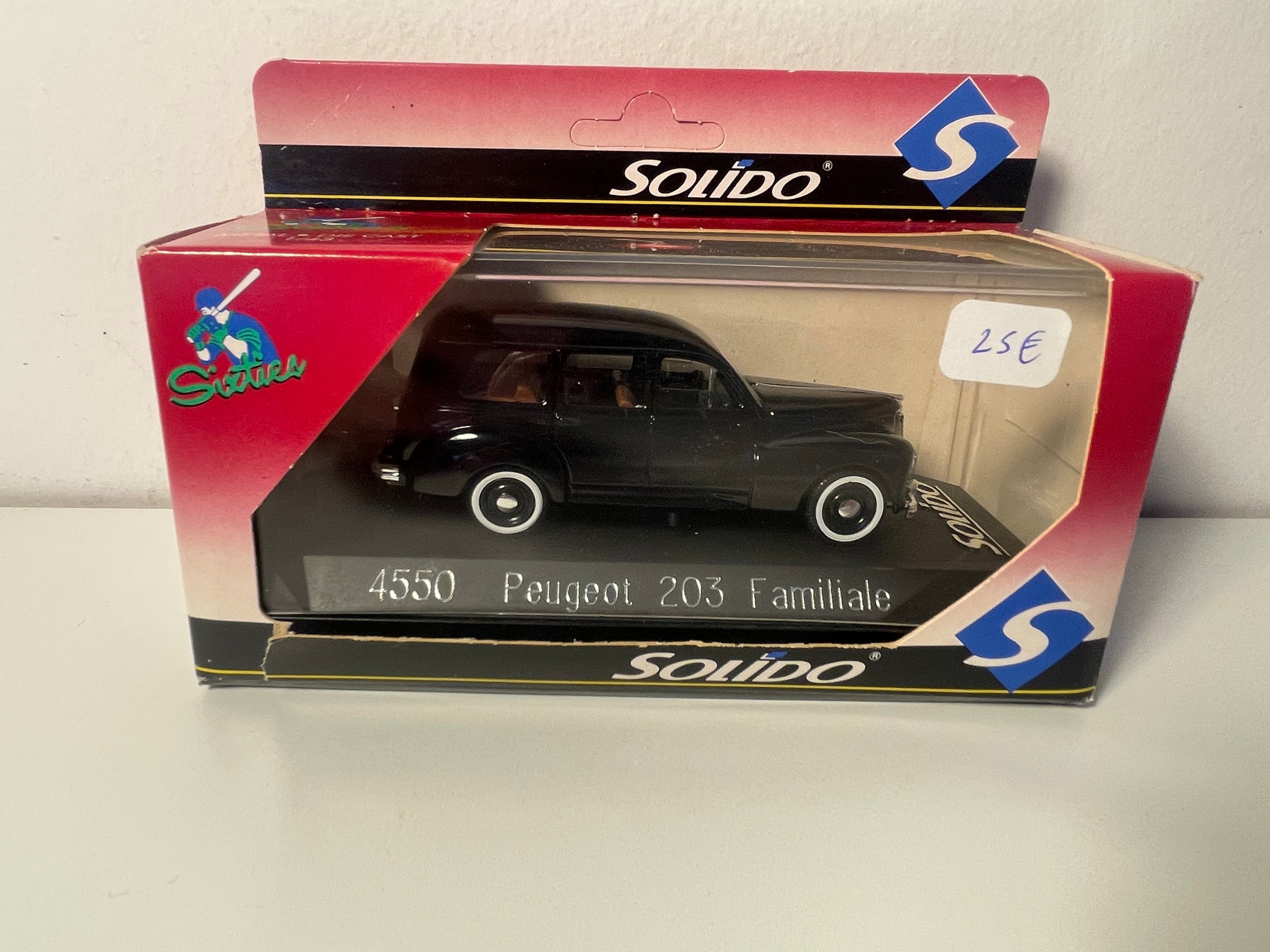 Peugeot 203 Familljenauto a schwaarz (Solido Referenz 4550)
