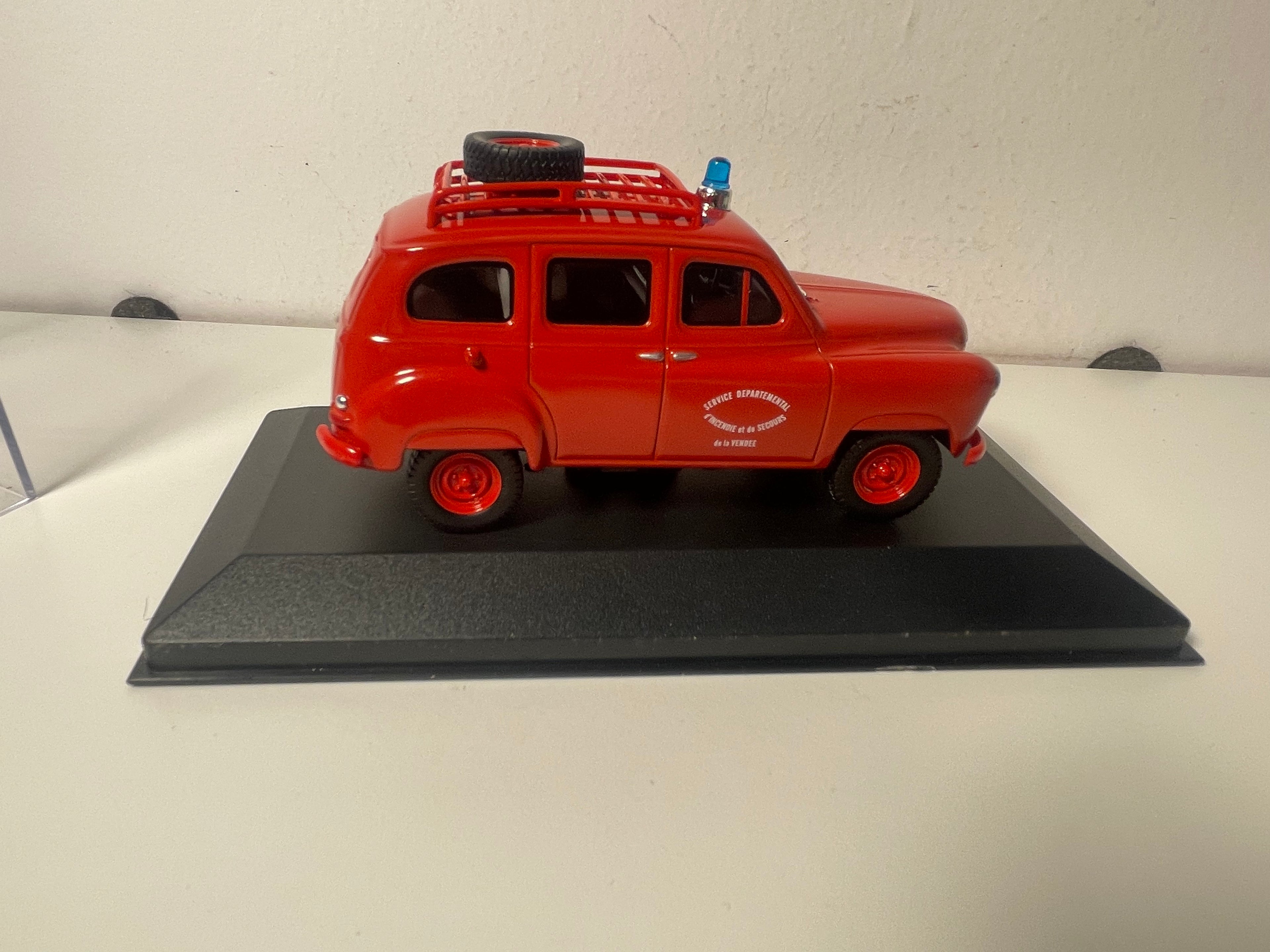 Renault Colorale 4x4 rout POMPJÉIEREN (Plexibox)