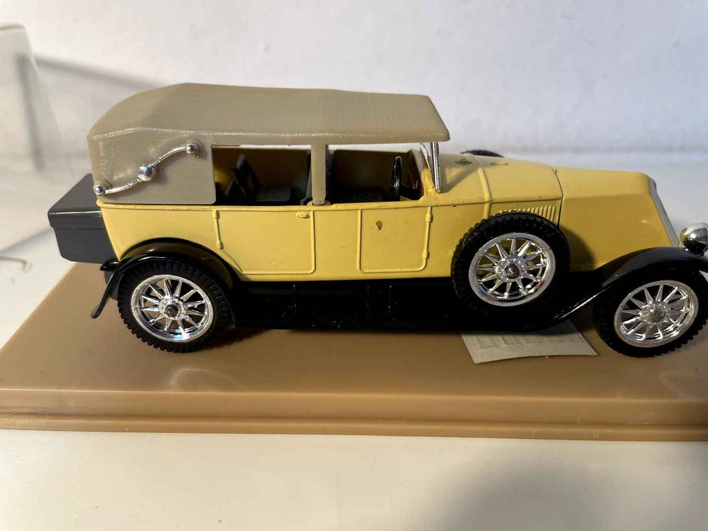 Renault 40 CV Découvrable marron claire de 1926 (Solido)