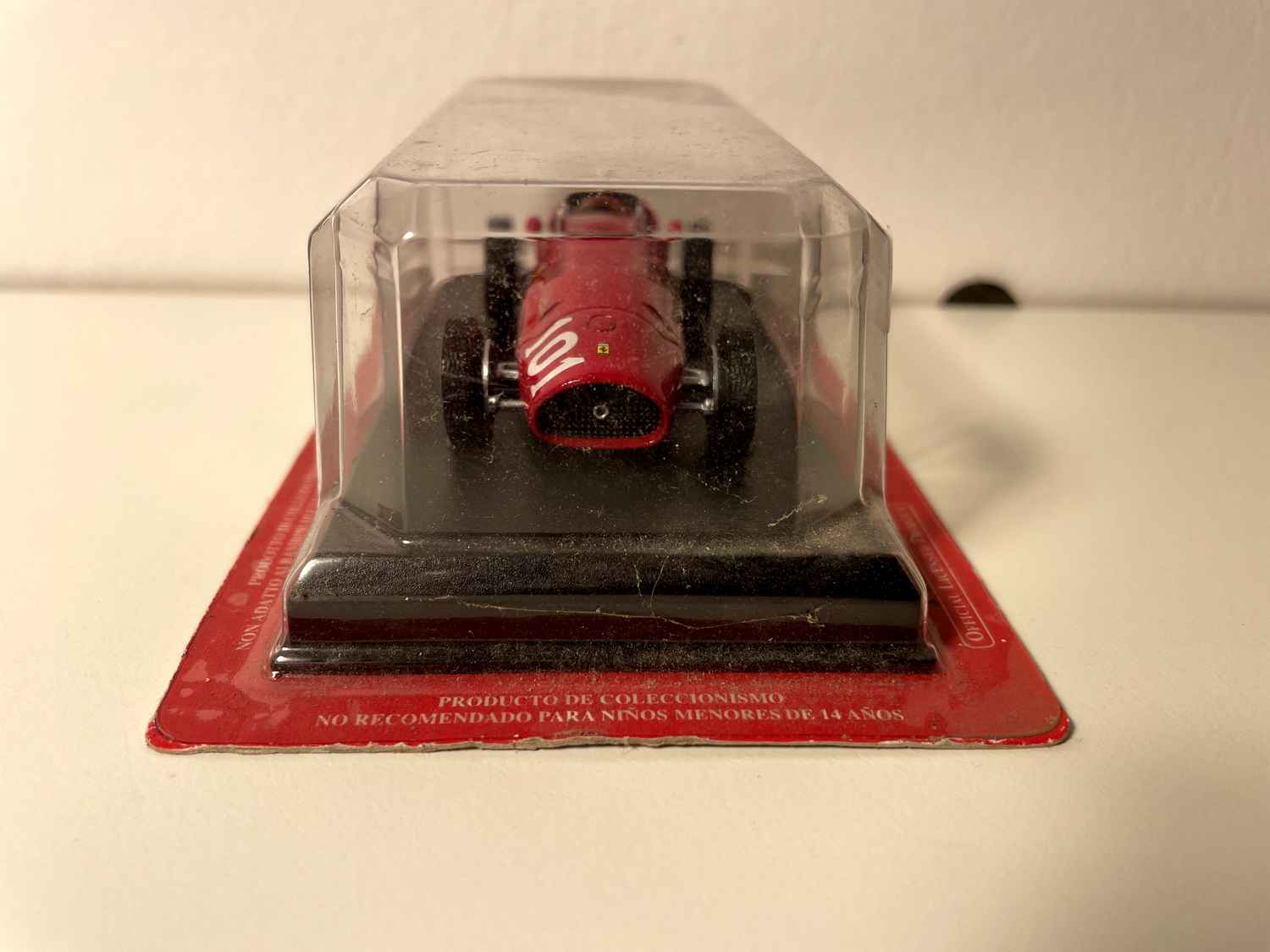 Ferrari 500F2 rood nummer 101 uit 1952 - Formule 1 (Altaya)