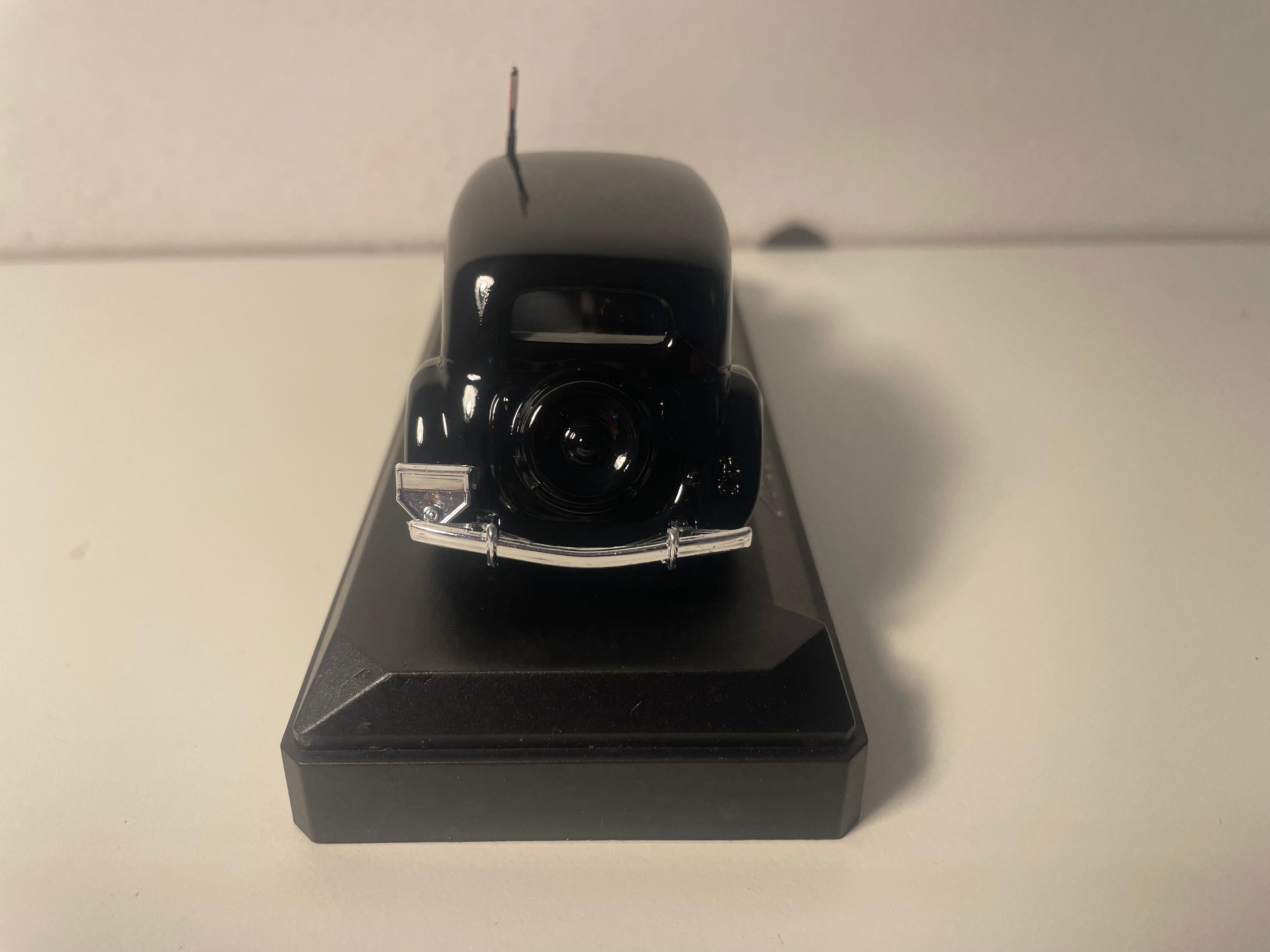 Citroën Traction noire FFI (plexi doos)