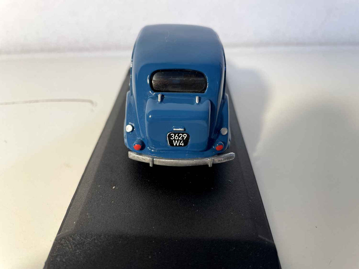 1939 Renault Viva Berline Grand Sport Blue (MINIROUTE Reference 69)