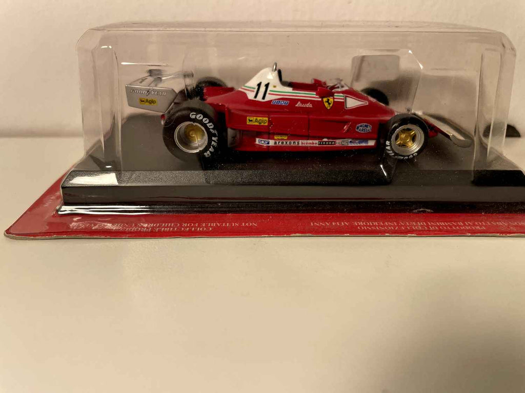 Ferrari 312 T2 rout nummer 11 vun 1977 - Formule 1 - Niki Lauda