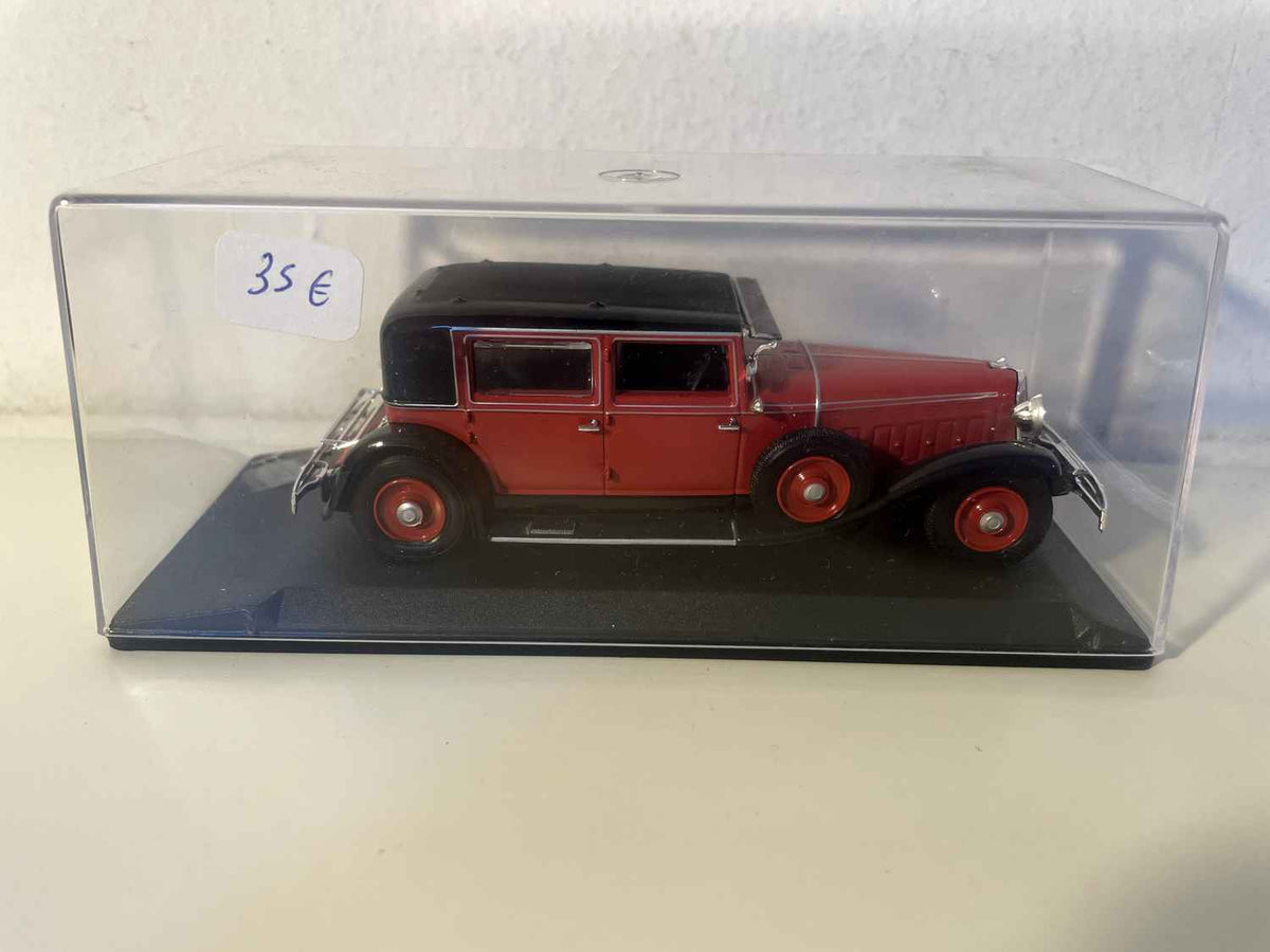 Renault Rainasport ? rood met zwart dak (MINIROUTE referentie 82)