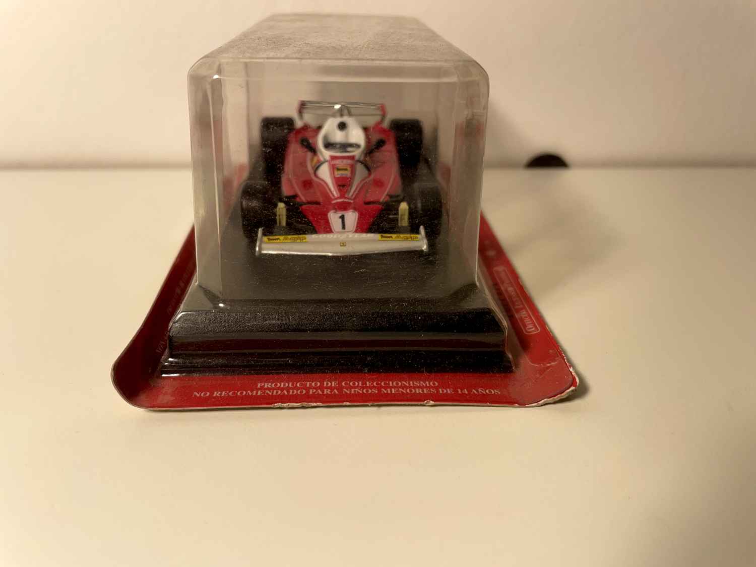 Ferrari 312T2 rouge numéro 1 - Formule 1 (blister)