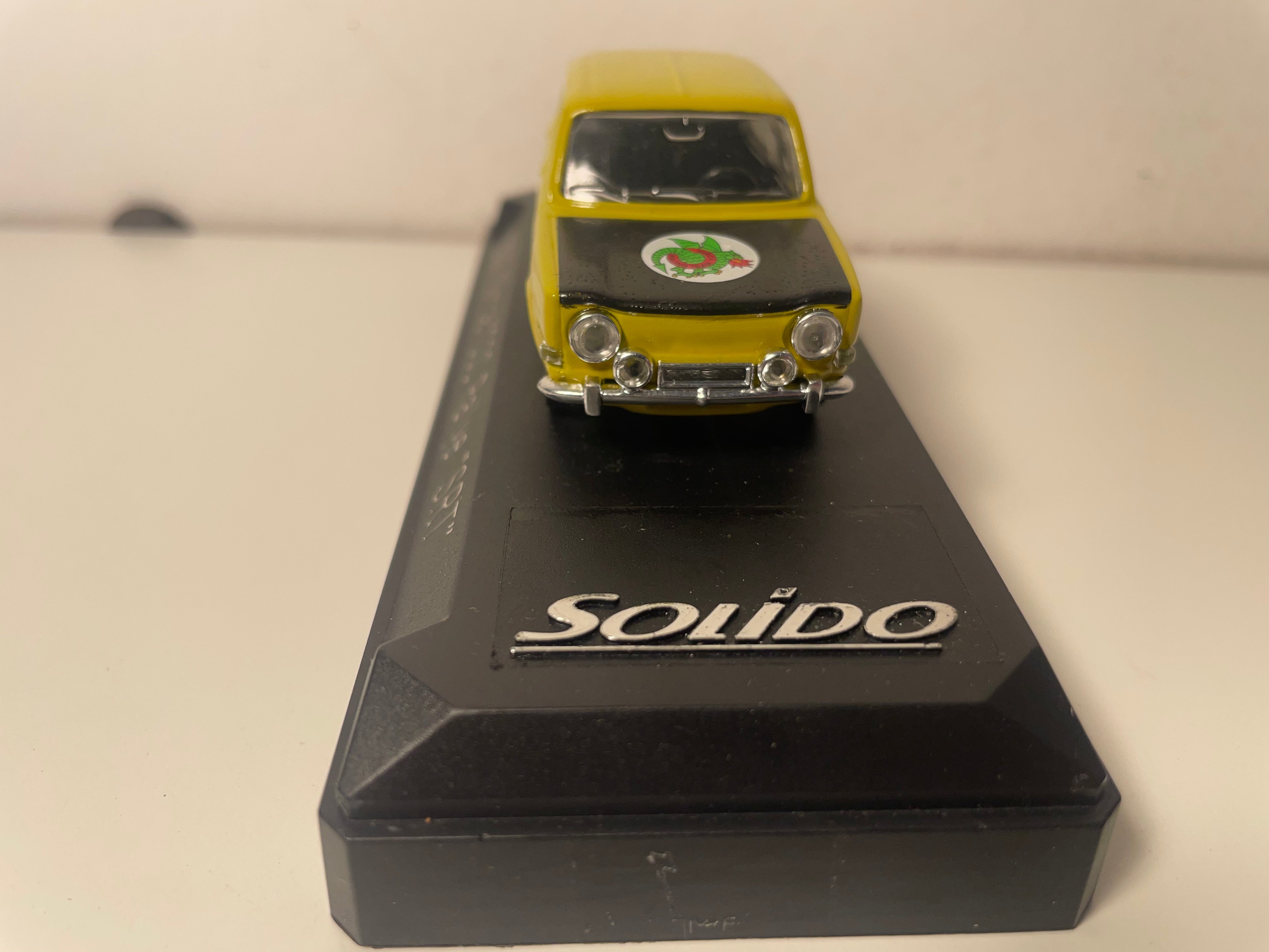 Simca 1000 Rallye "SRT" amarillo mostaza y negro (referencia Solido 1860)