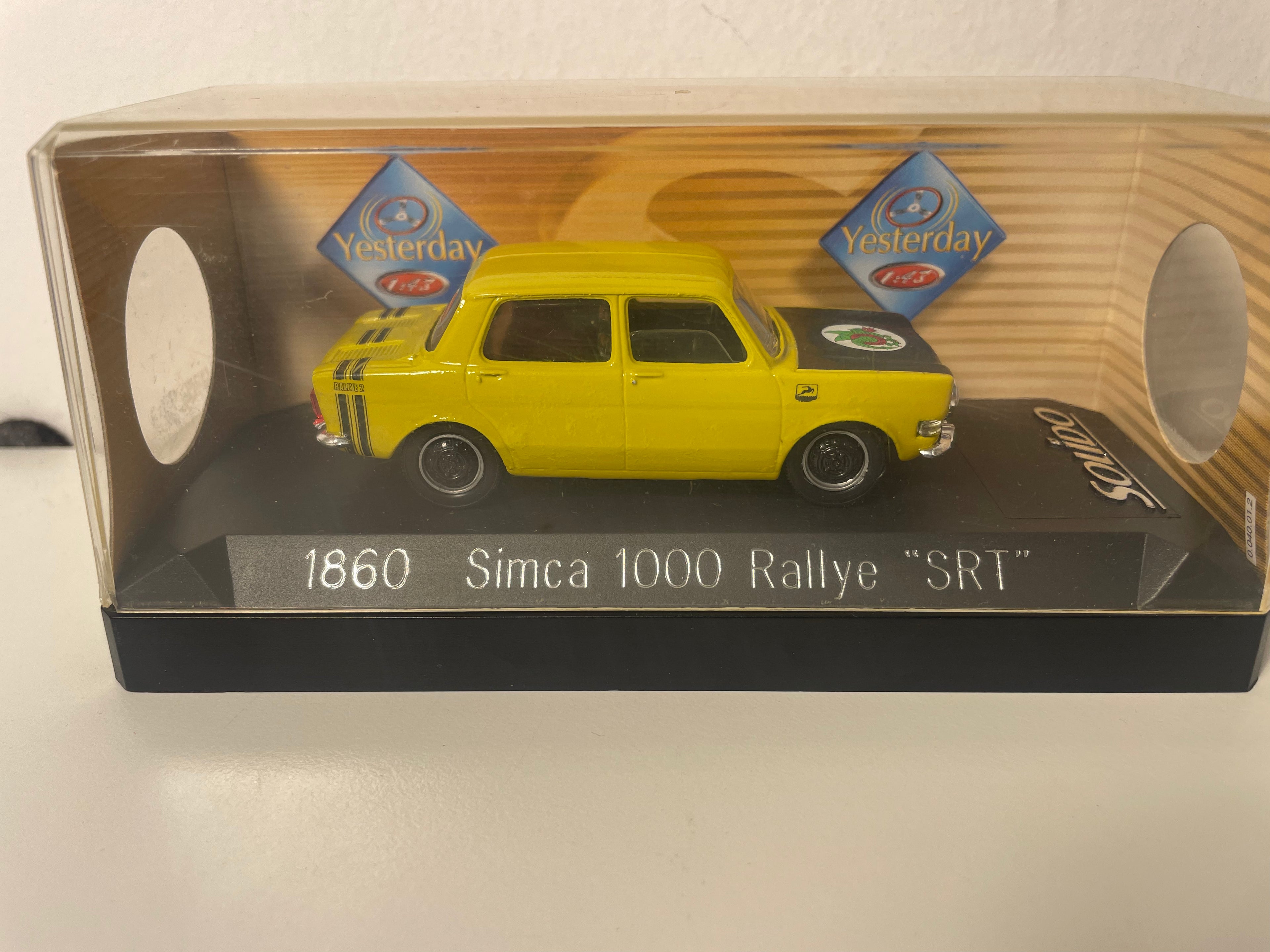 Simca 1000 Rallye "SRT" amarillo mostaza y negro (referencia Solido 1860)