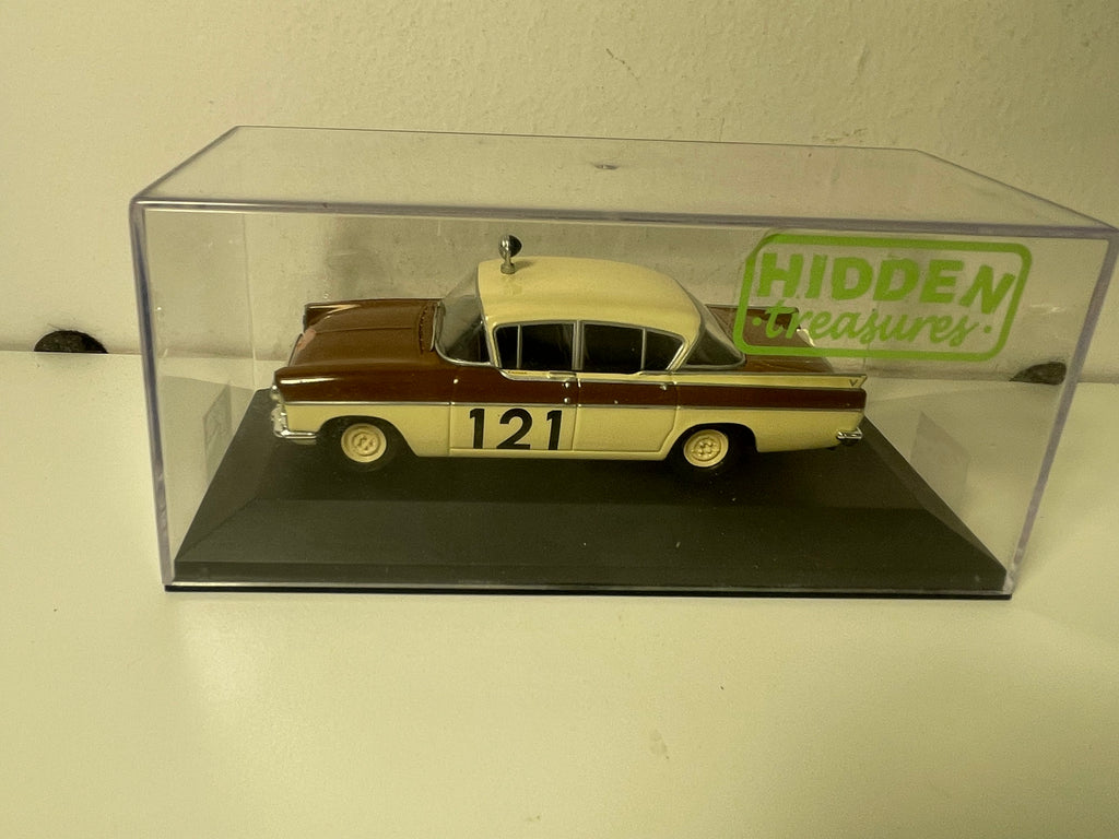 Vauxhall Cresta Braun und Beige Nummer 121 - Rallye Monte-Carlo 1966 - VANGUARDS CORGI