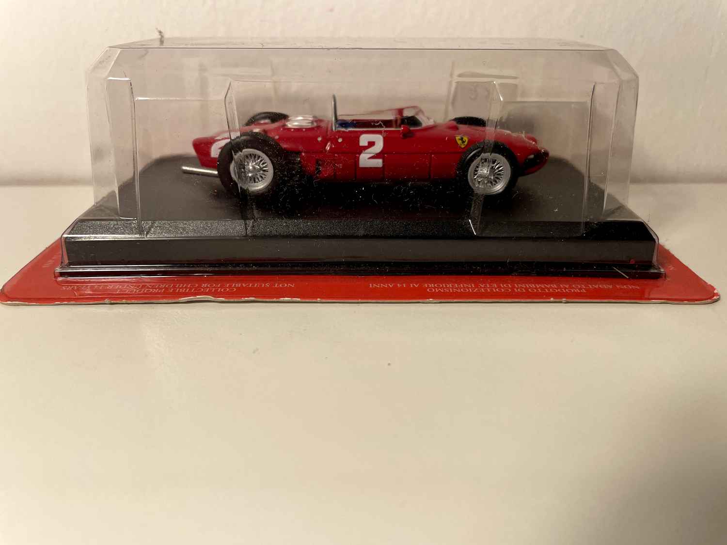 Ferrari 156 F1 rood nummer 2 van 1961 - Formule 1 - Phil Hill