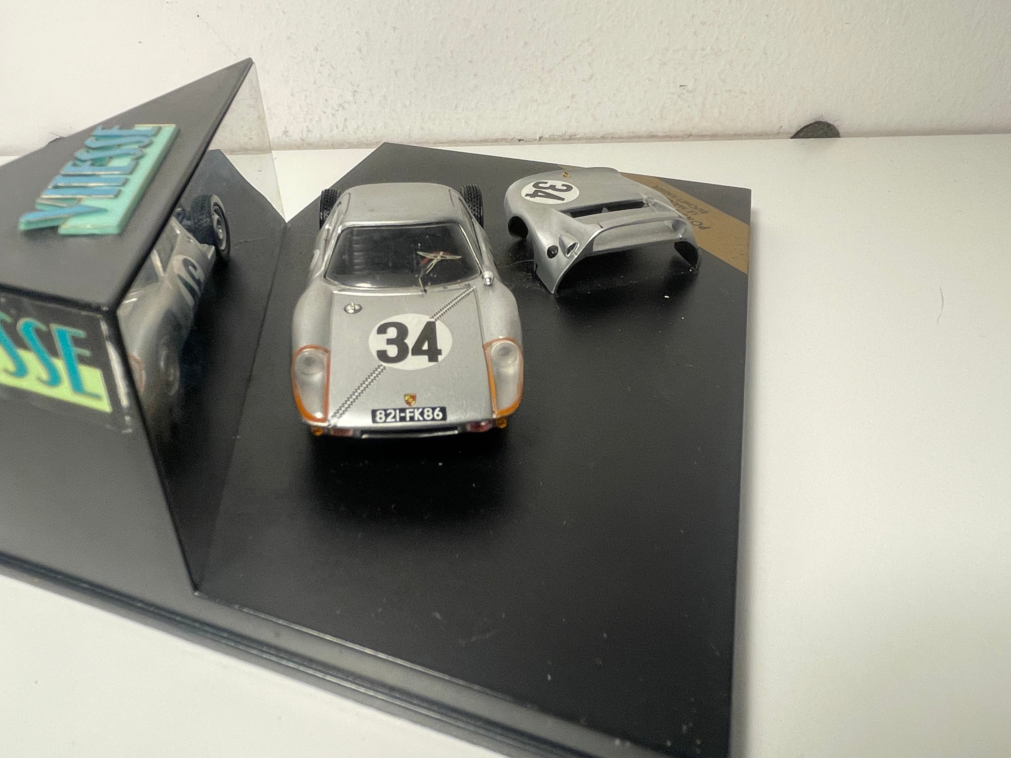 Porsche 904 GTS gris número 34 - 24 horas de Le Mans de 1964 - VITESSE referencia VCC99006 (caja rectangular)