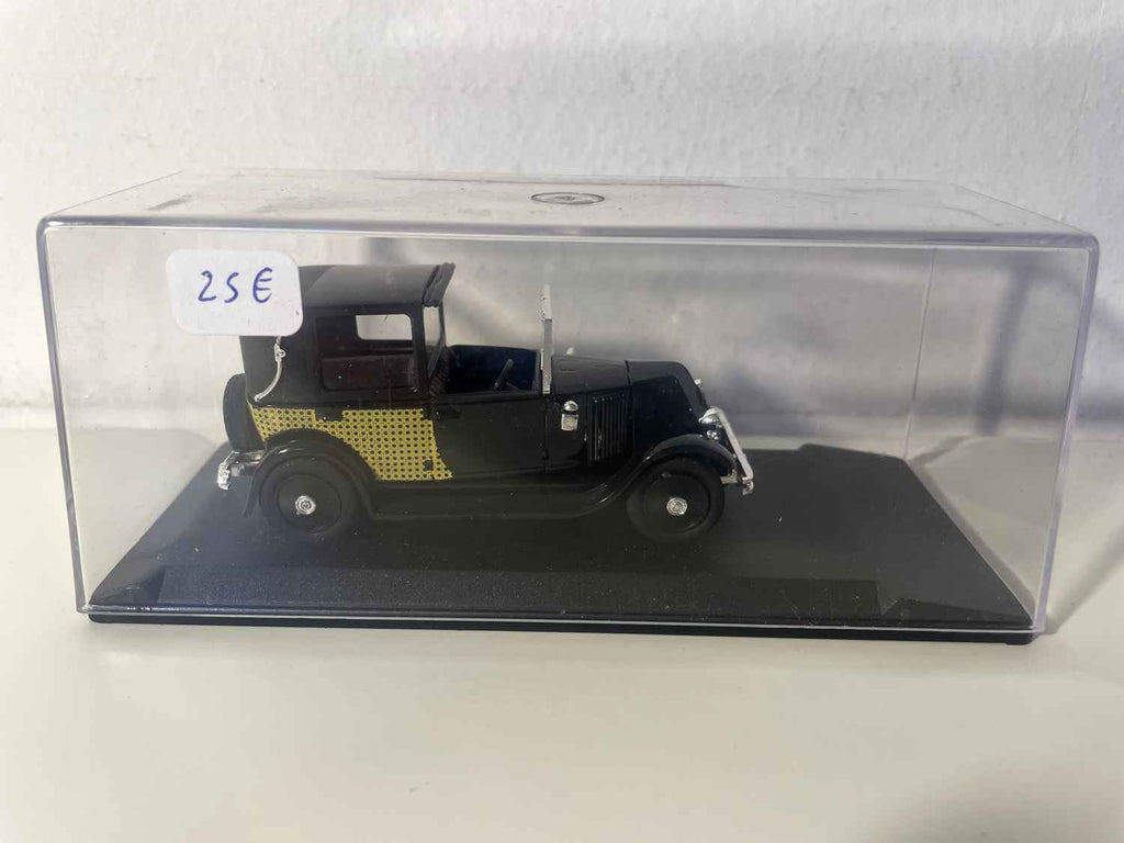Renault NN Coupé czarny z żółtą szachownicą Taxi (ELIGOR)