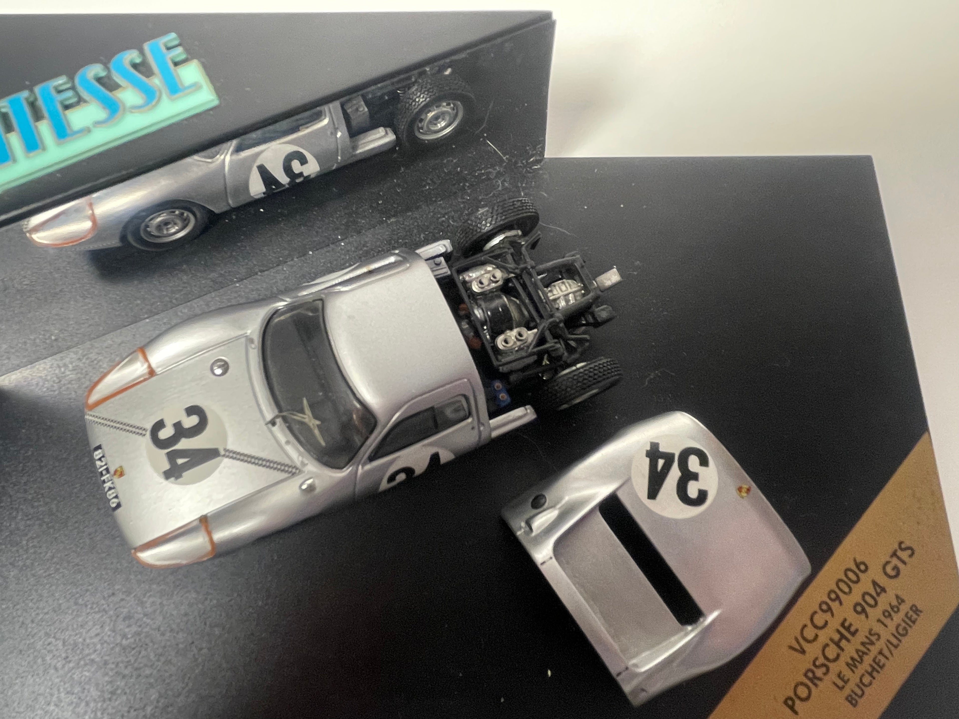 Porsche 904 GTS gris número 34 - 24 horas de Le Mans de 1964 - VITESSE referencia VCC99006 (caja rectangular)