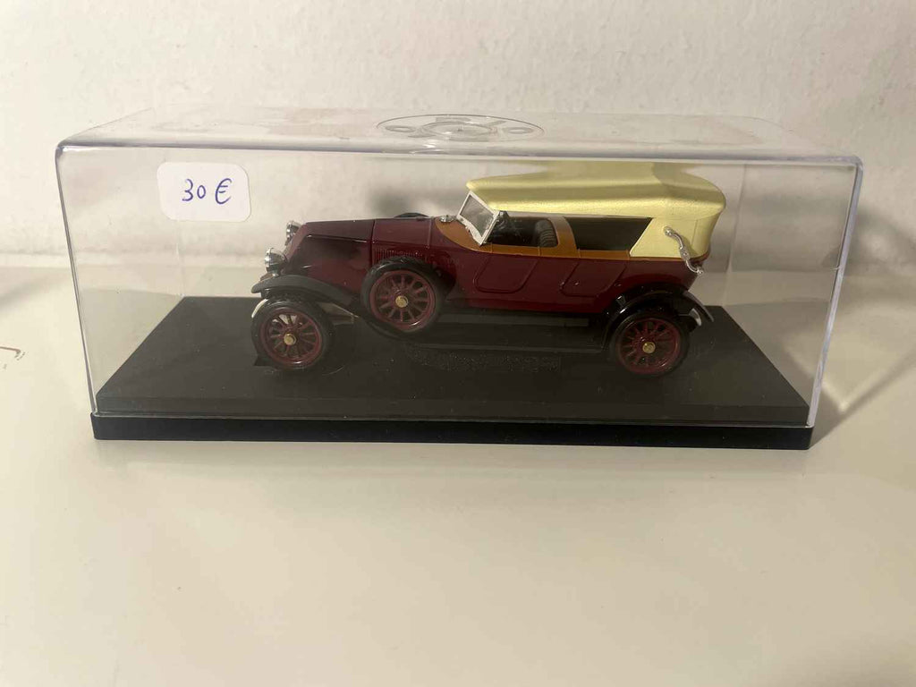 Renault 40 CV Torpédo bordeaux e tetto crema del 1923 (RIO)