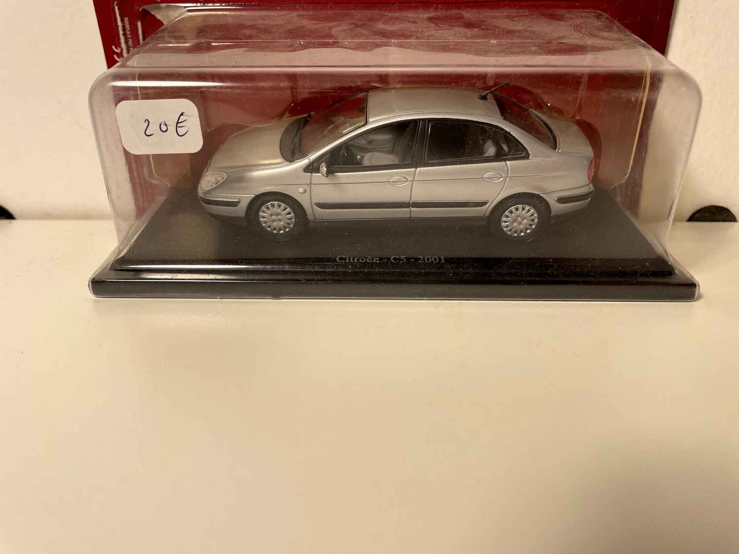 Citroën C5 grijs uit 2001 (blister)