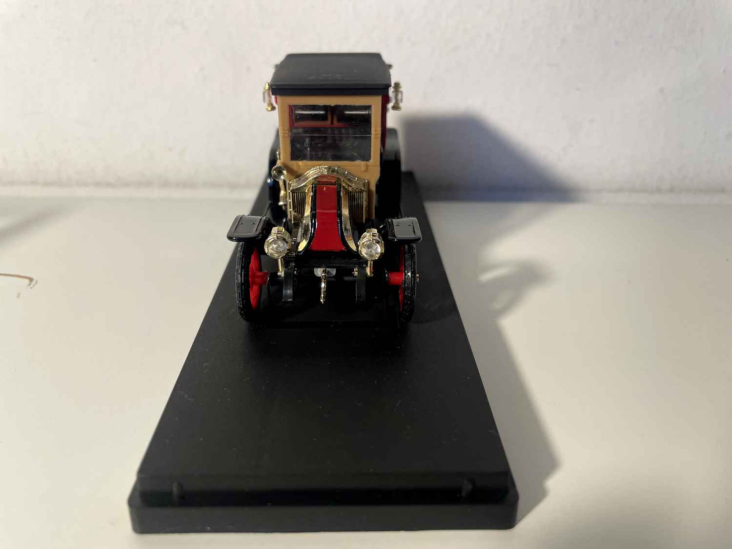 Renault AG Fiacre z 1910 roku - Taksówka z La Marne (RIO nr 35)