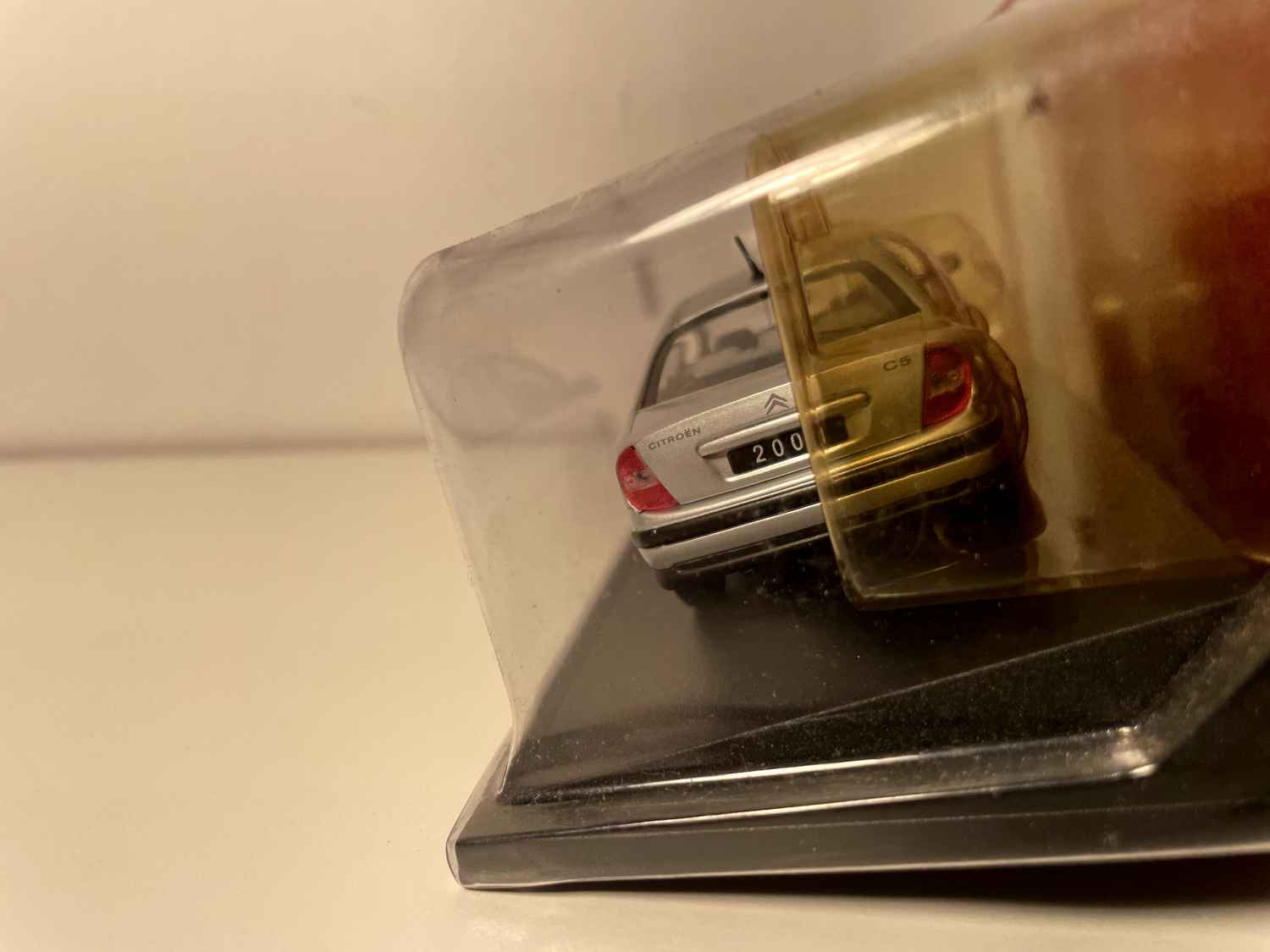 Citroën C5 grijs uit 2001 (blister)