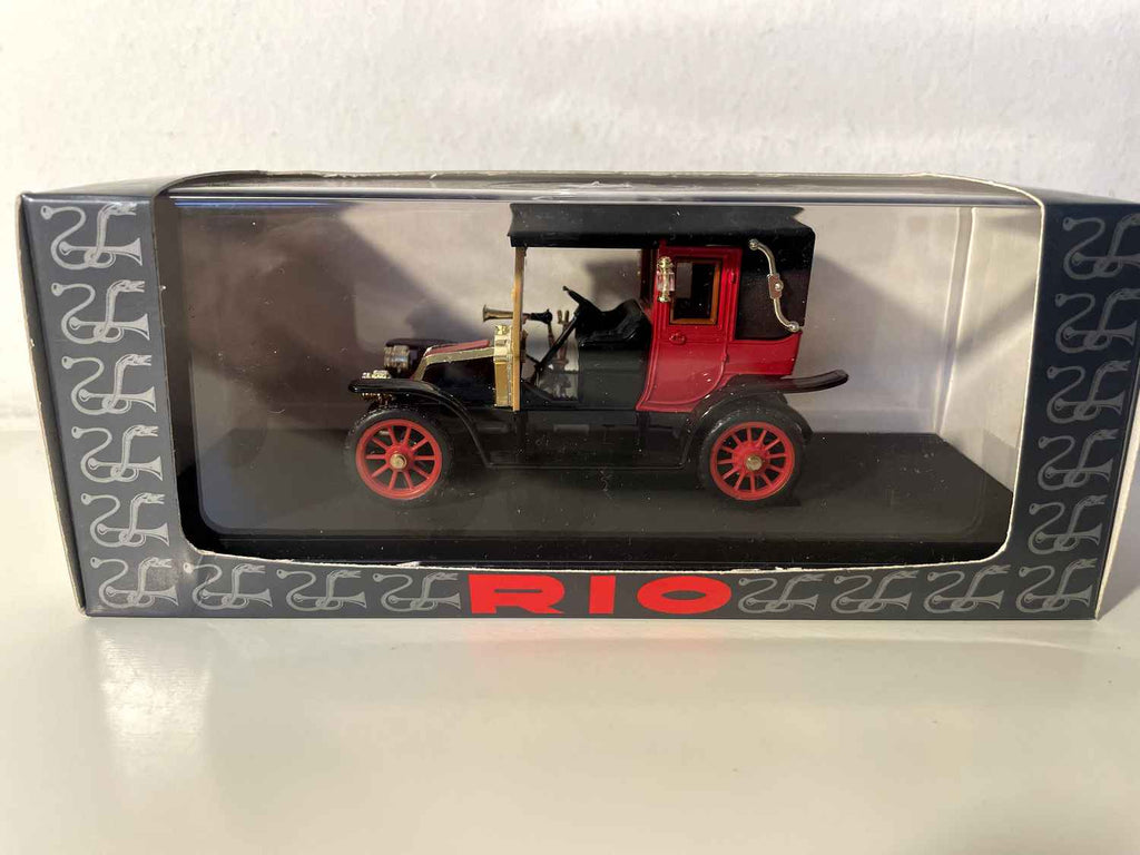 Renault AG Fiacre z 1910 roku - Taksówka z La Marne (RIO nr 35)