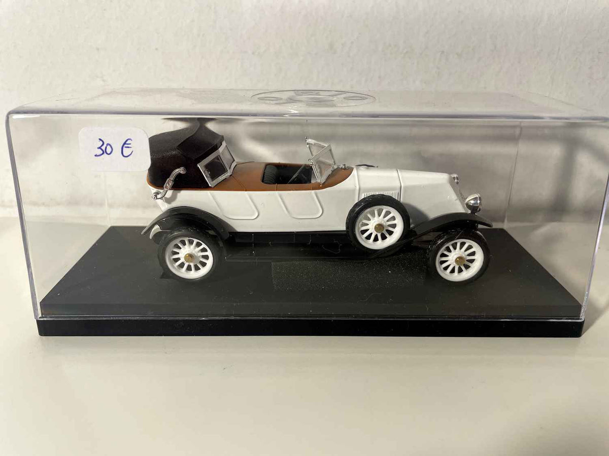 Renault Torpédo Sport 40 CV Branco de 1923 (RIO referência 53)