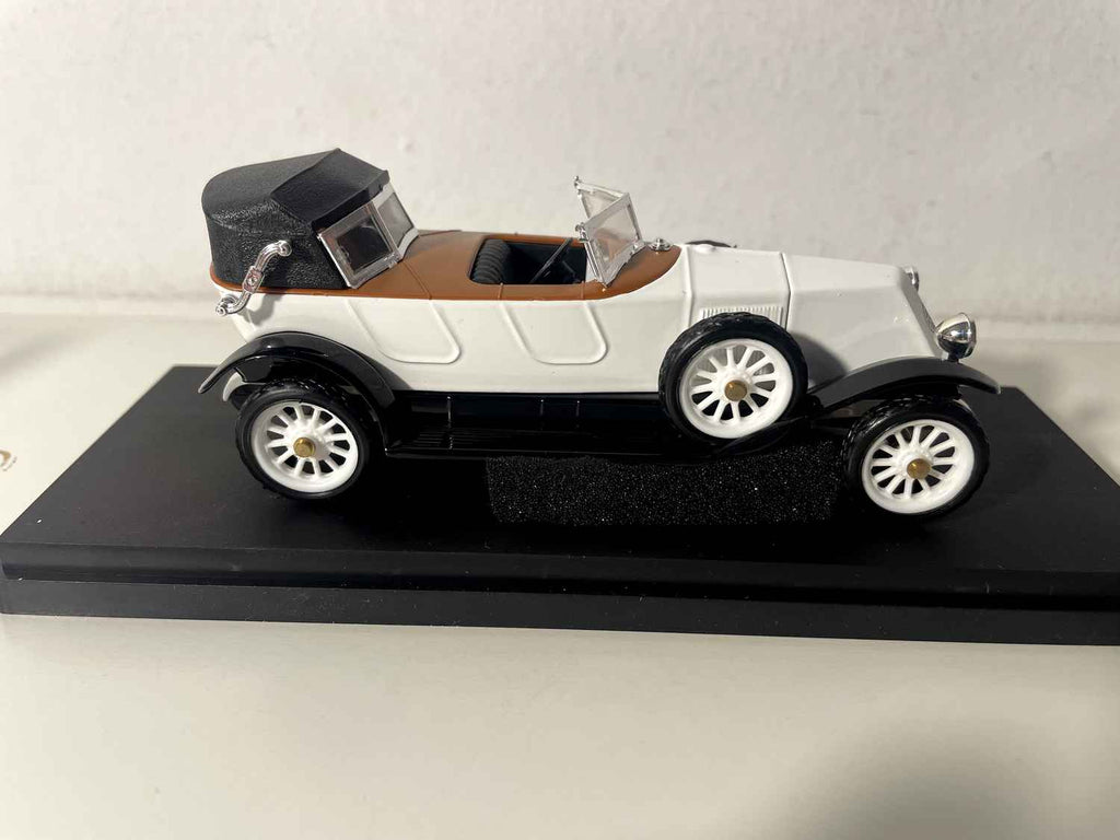 Renault Torpédo Sport 40 CV Branco de 1923 (RIO referência 53)
