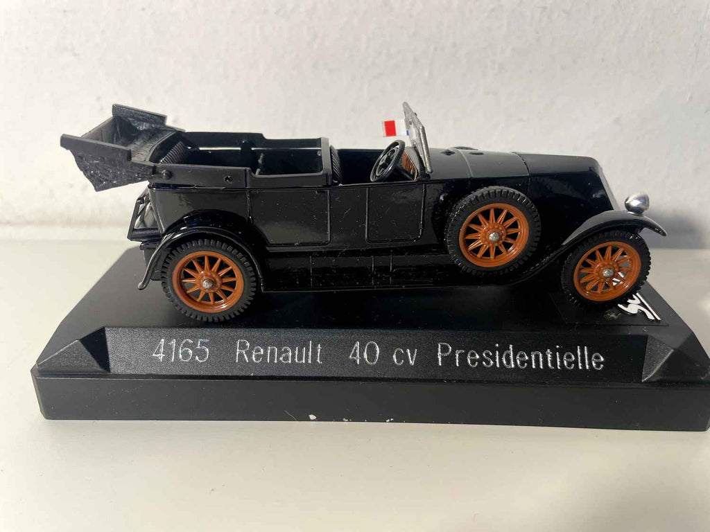Renault 40 CV Présidentielle czarna (Solido referencja 4165)