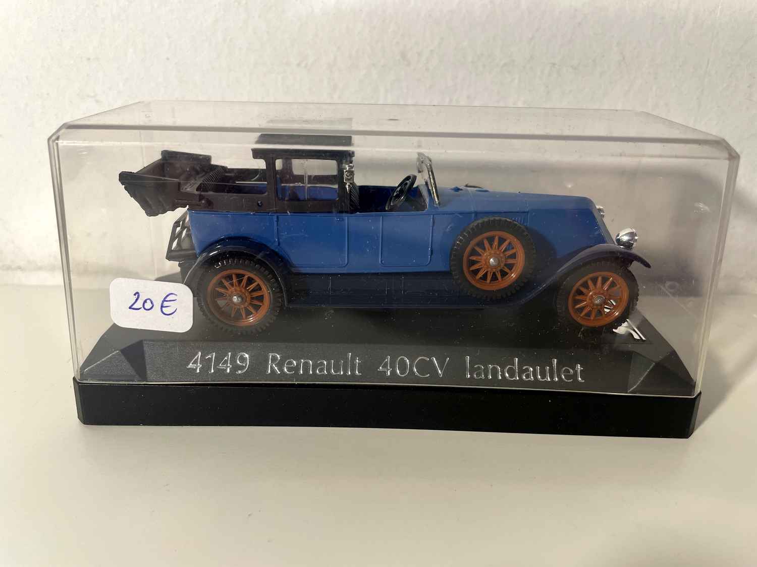 Renault 40CV Landaulet niebieski (Solido referencja 4149)