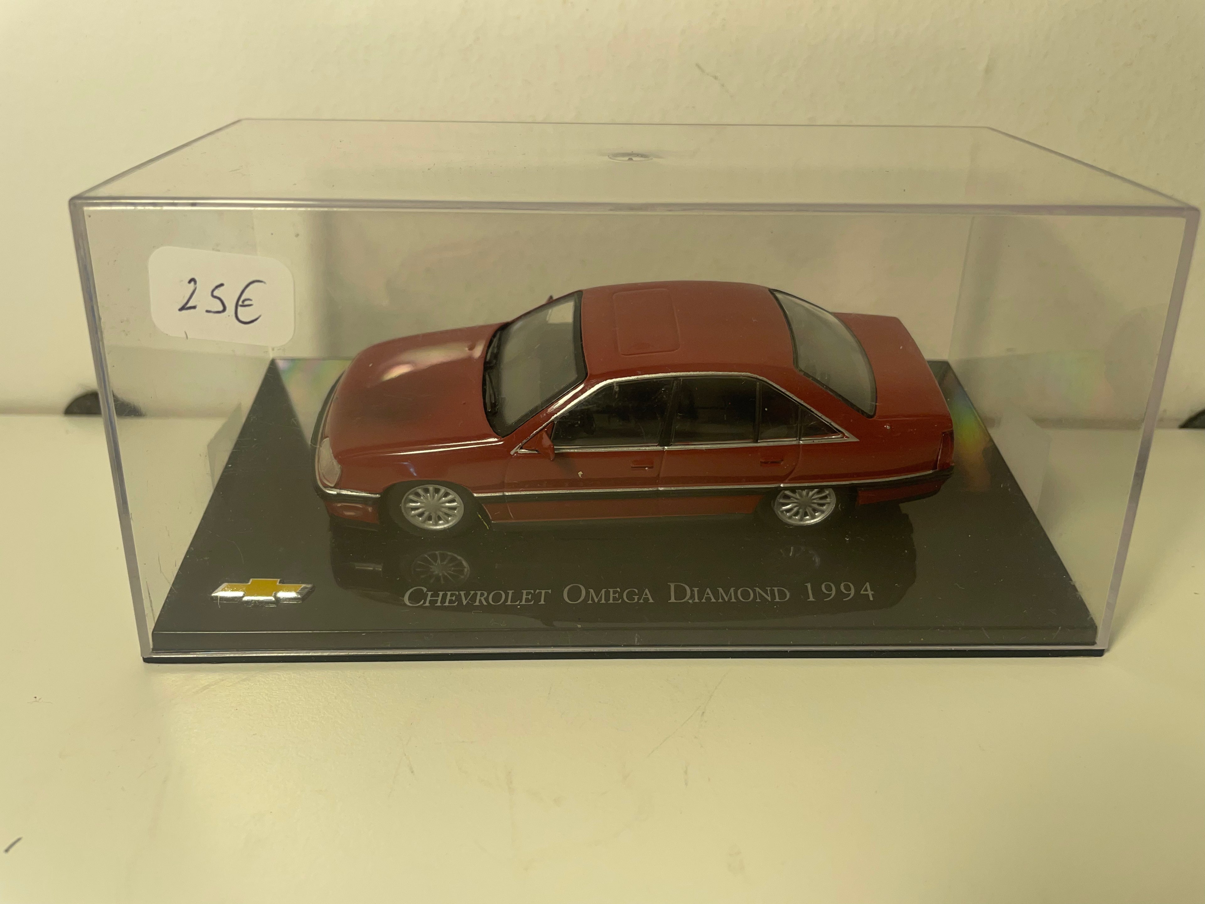 Chevrolet Omega Diamond bordeaux del 1994