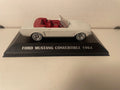 Ford Mustang convertible blanche de 1964