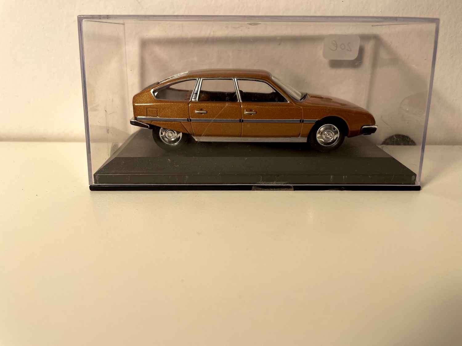 1976 Brown Citroën CX2400 Pallas