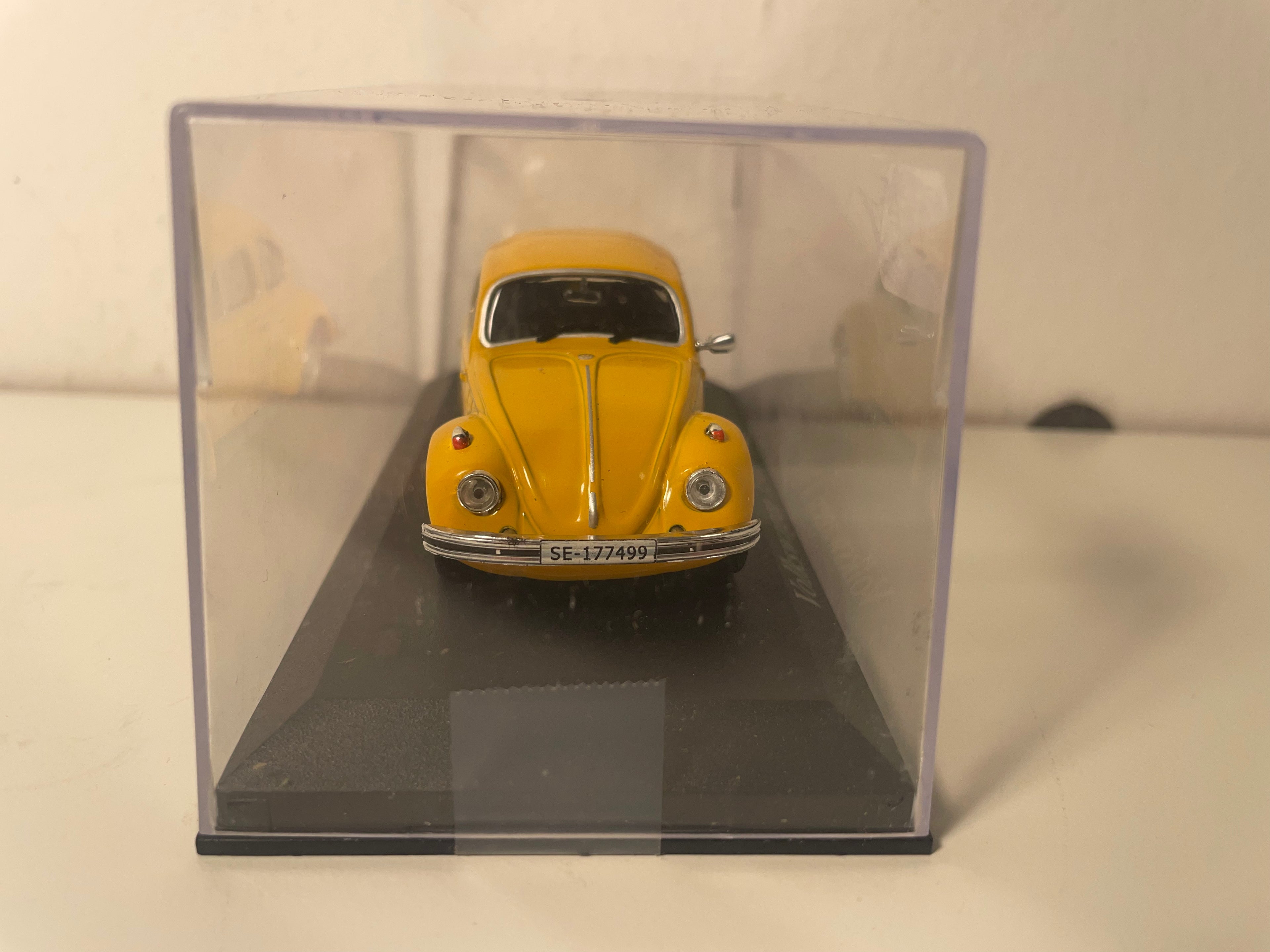 Volkswagen Coccinelle 1300 naranja de 1970