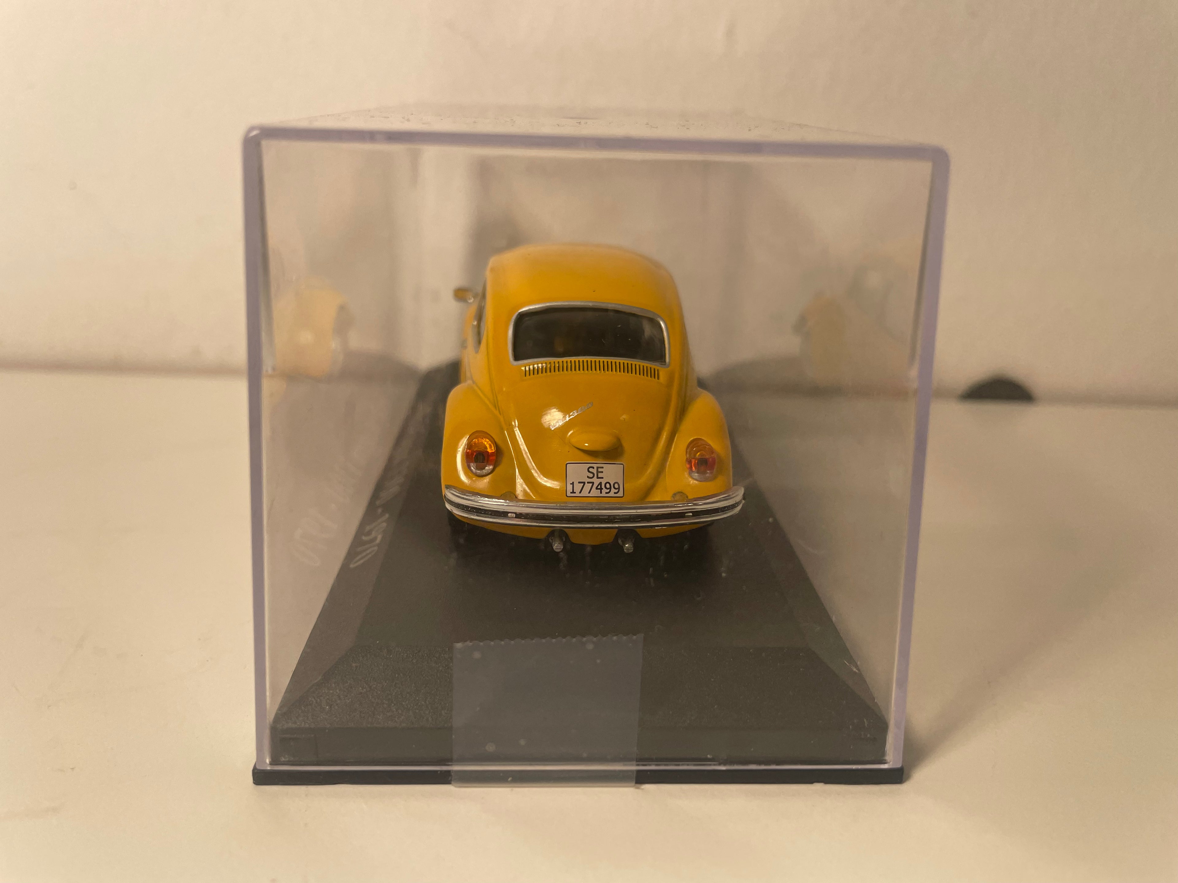 Volkswagen Coccinelle 1300 naranja de 1970