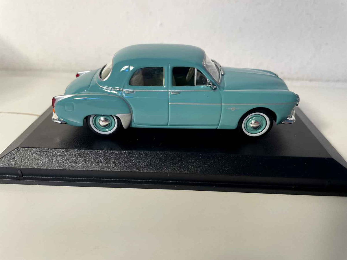 Renault Frégate verde escura de 1959 - NOREV