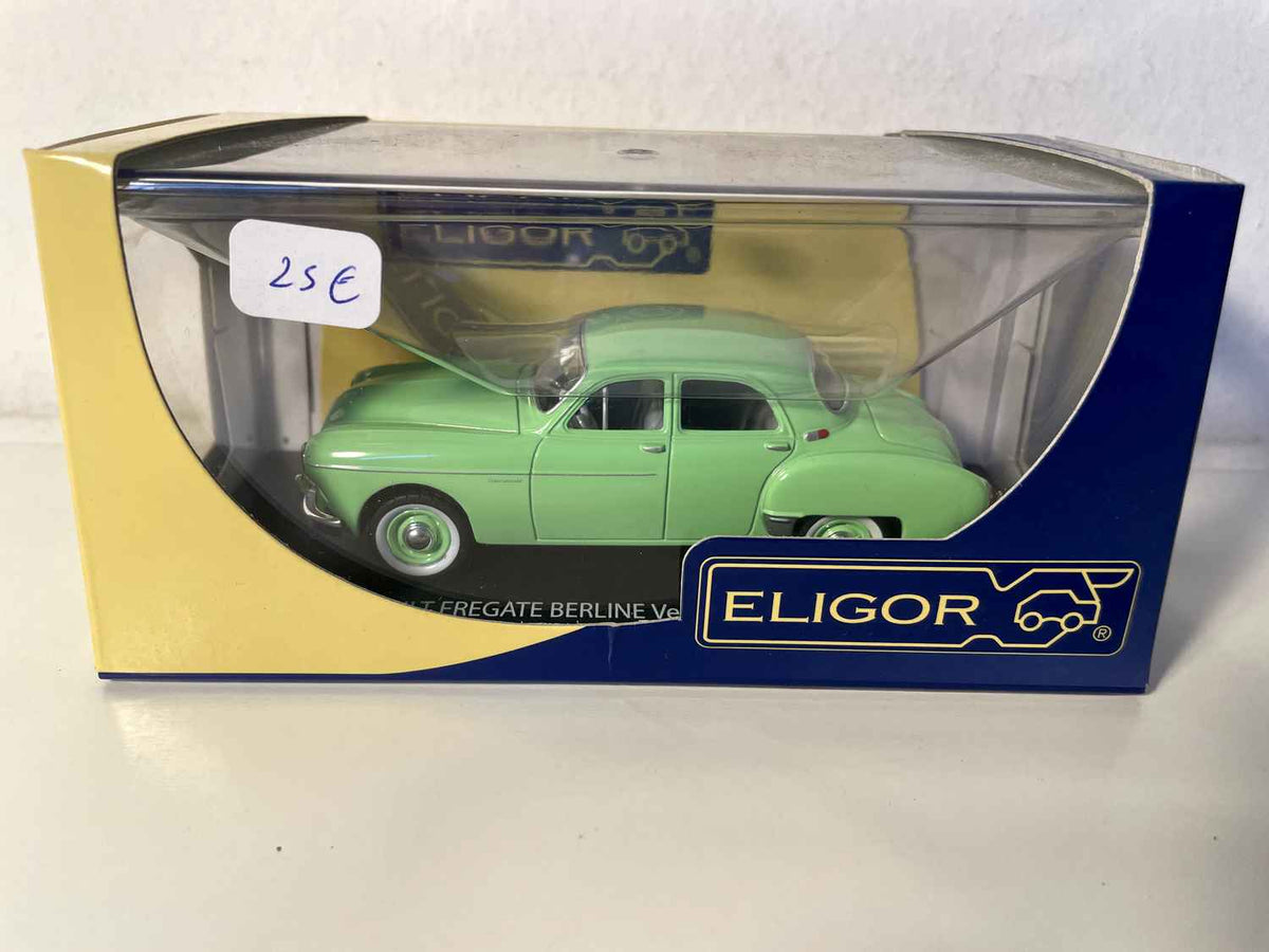 Renault Frégate Apfelgrün Limousine - ELIGOR Referenz 100957