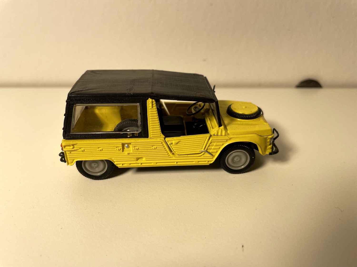Citroën Méhari giel - Norev (sub Blister)