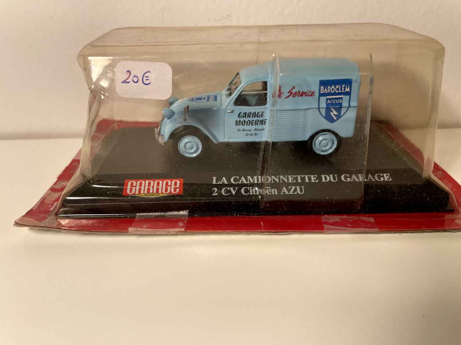 Citroën 2 CV Azuue BLEE aus 1956 (der Garage Van)
