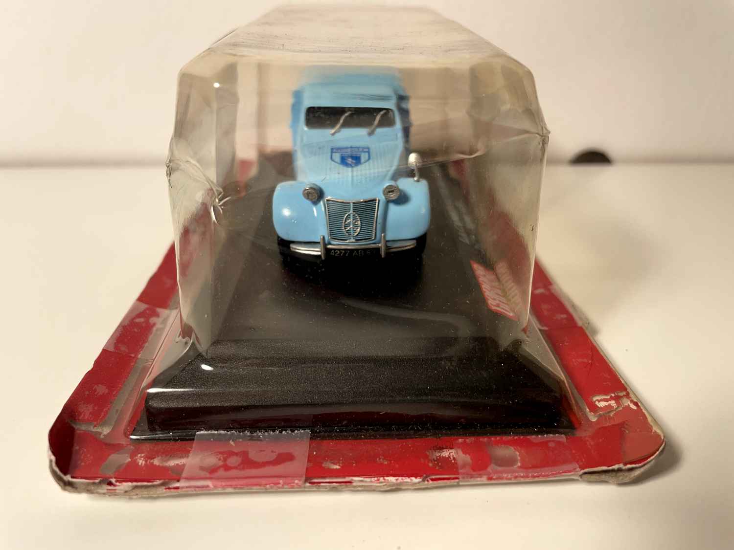 Citroën 2 CV Azuue BLEE aus 1956 (der Garage Van)