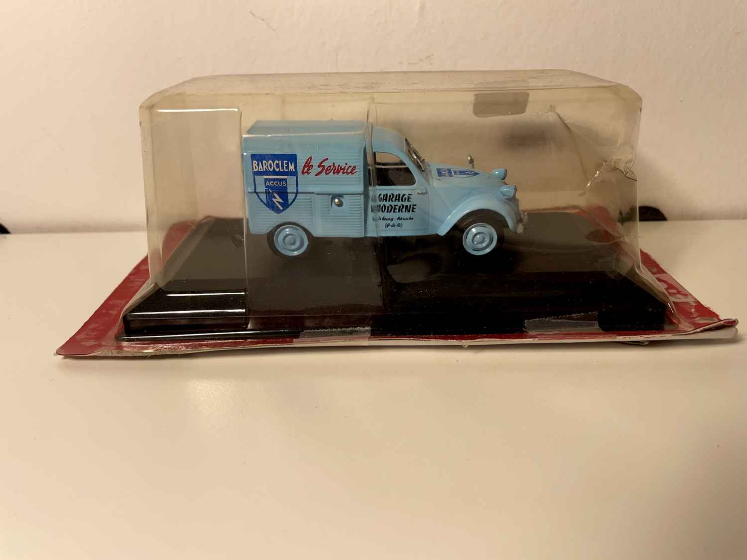 Citroën 2 CV Azuue BLEE aus 1956 (der Garage Van)