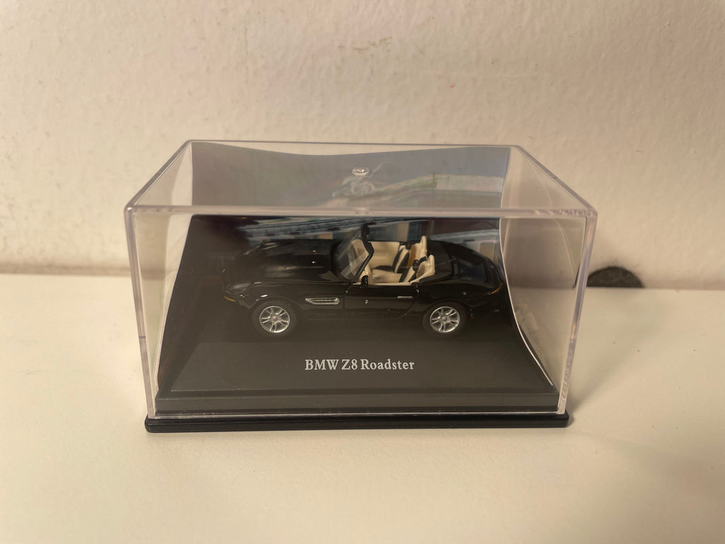 Coffret de 6 voitures (échelle: 1/72ème)