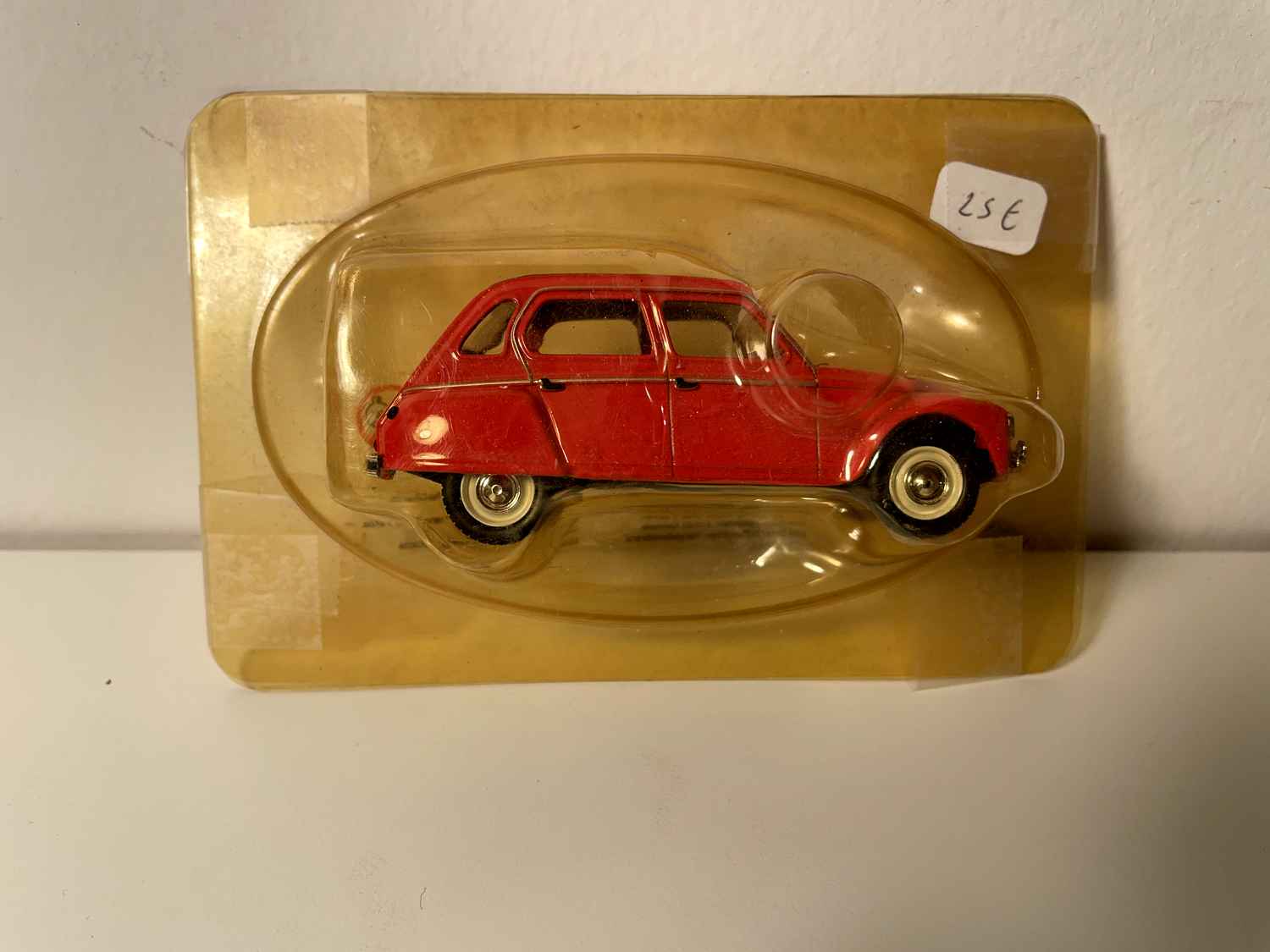 Citroën Dyane rout an schwaarz Dack - Norev (an der Blister)