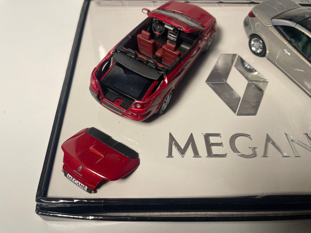 Renault Mégane coupé grise et Renault Mégane cabriolet bordeaux - NOREV