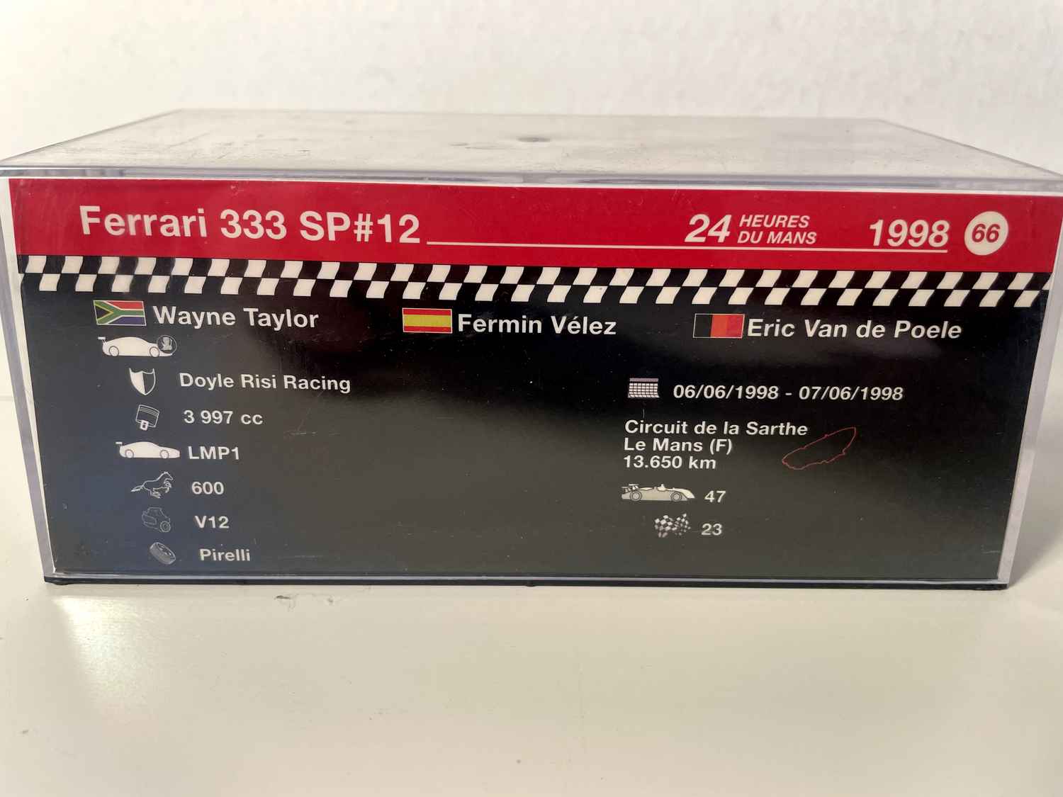 Ferrari 333 SP rouge numéro 12 - 24 heures du Mans de 1998