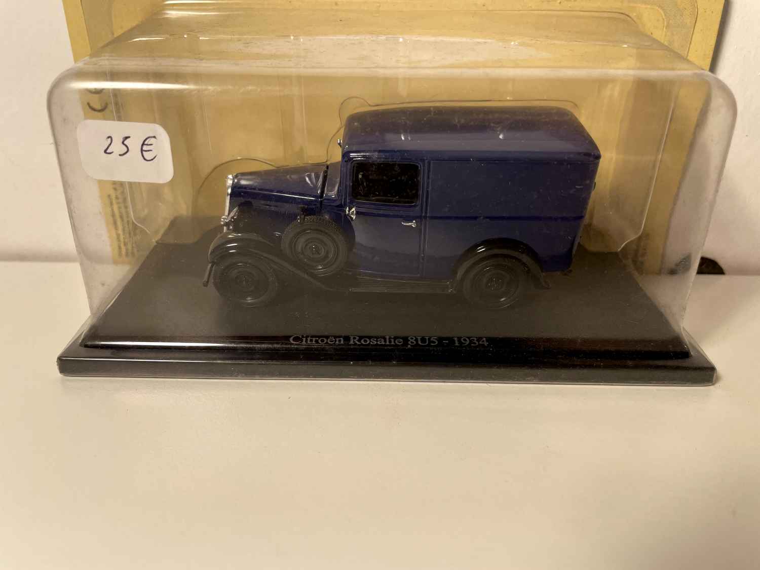 Citroën Rosalie 8U5 blo vun 1934 (an Blisterpackung)