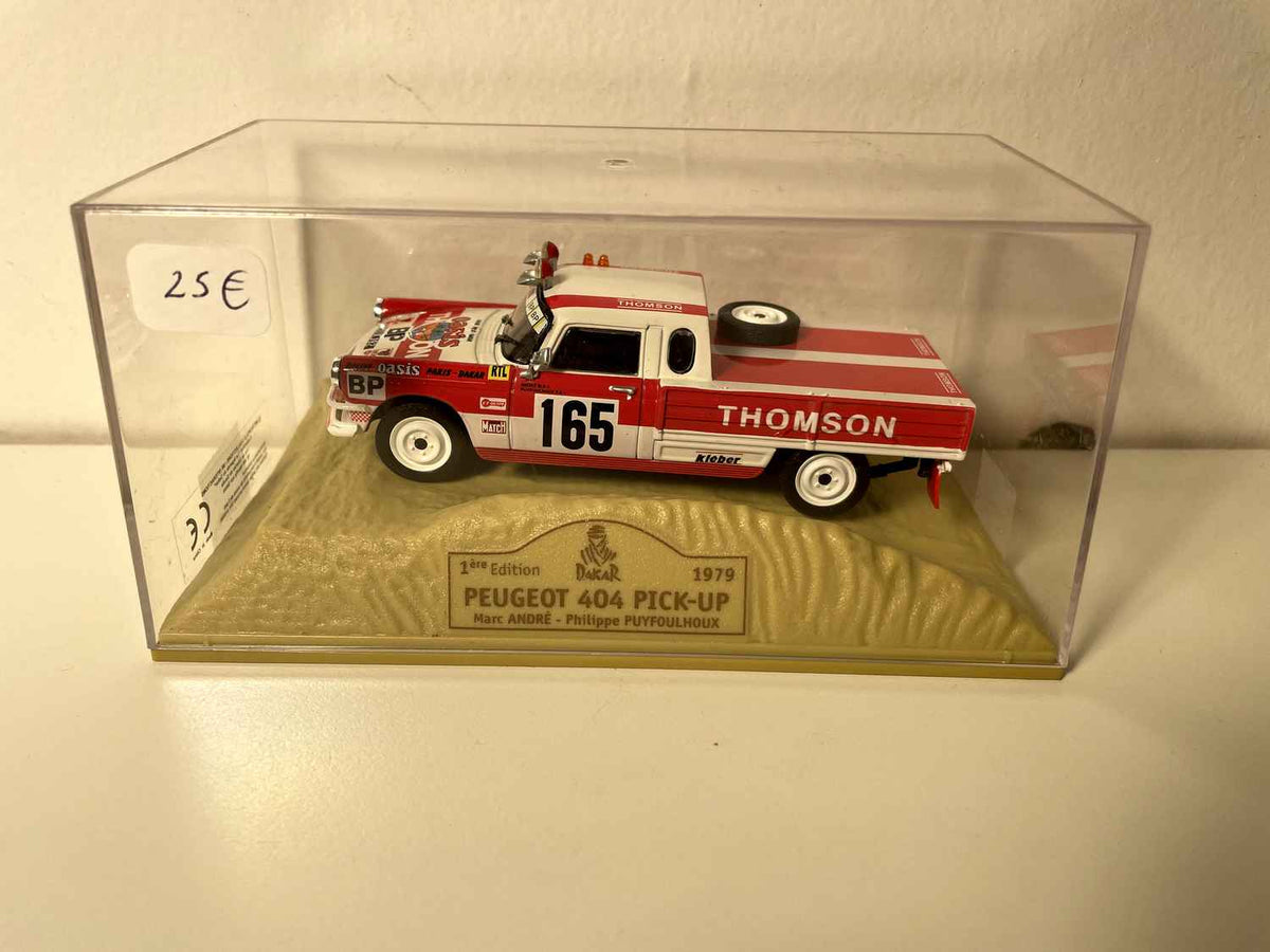 Peugeot 404 pick-up rout an wäiss N°165 (rallye Paris-Dakar 1979)