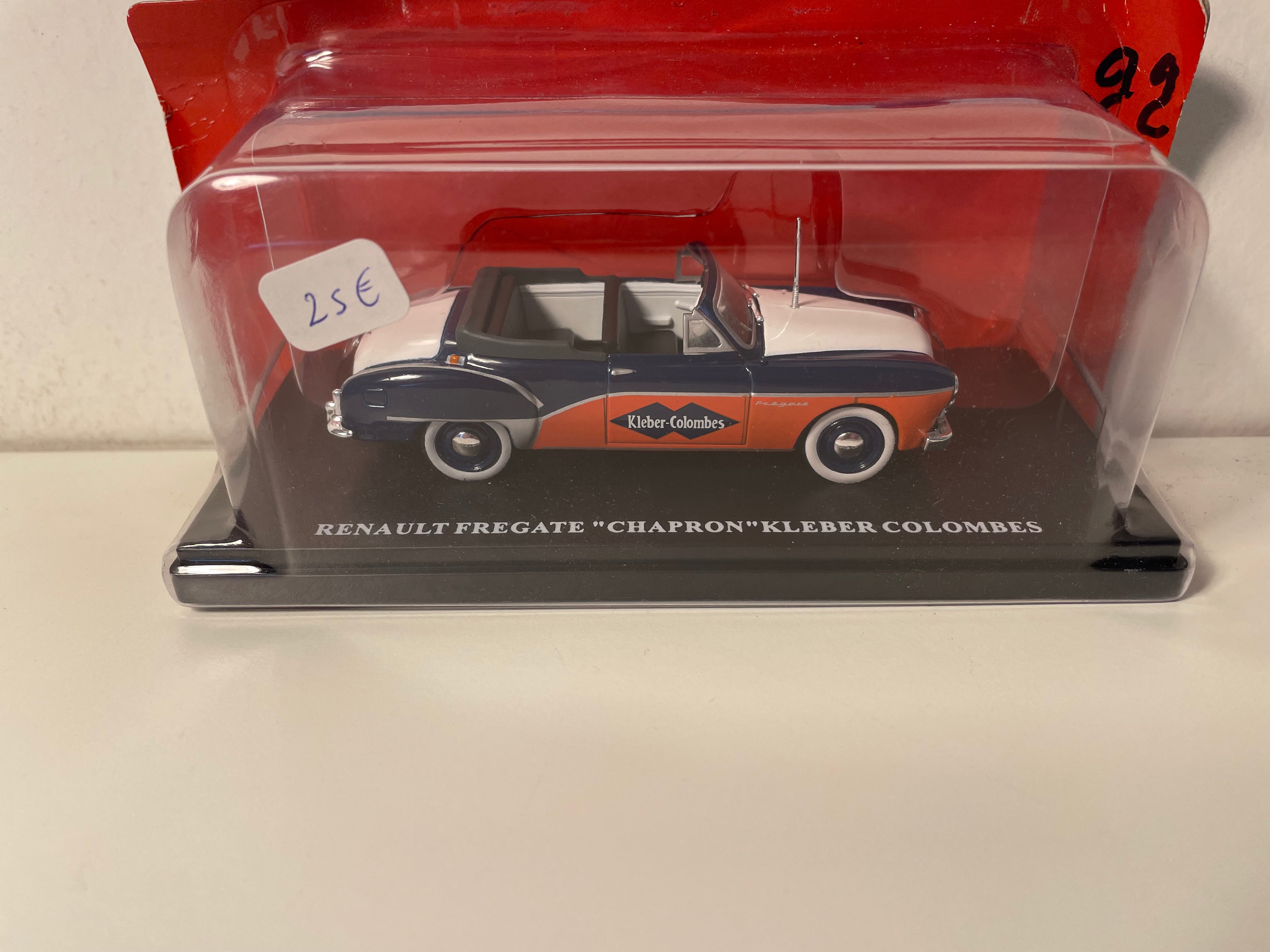 Renault Frégate "Chapron" wäit, blo an orange - KLEBER-COLOMBES