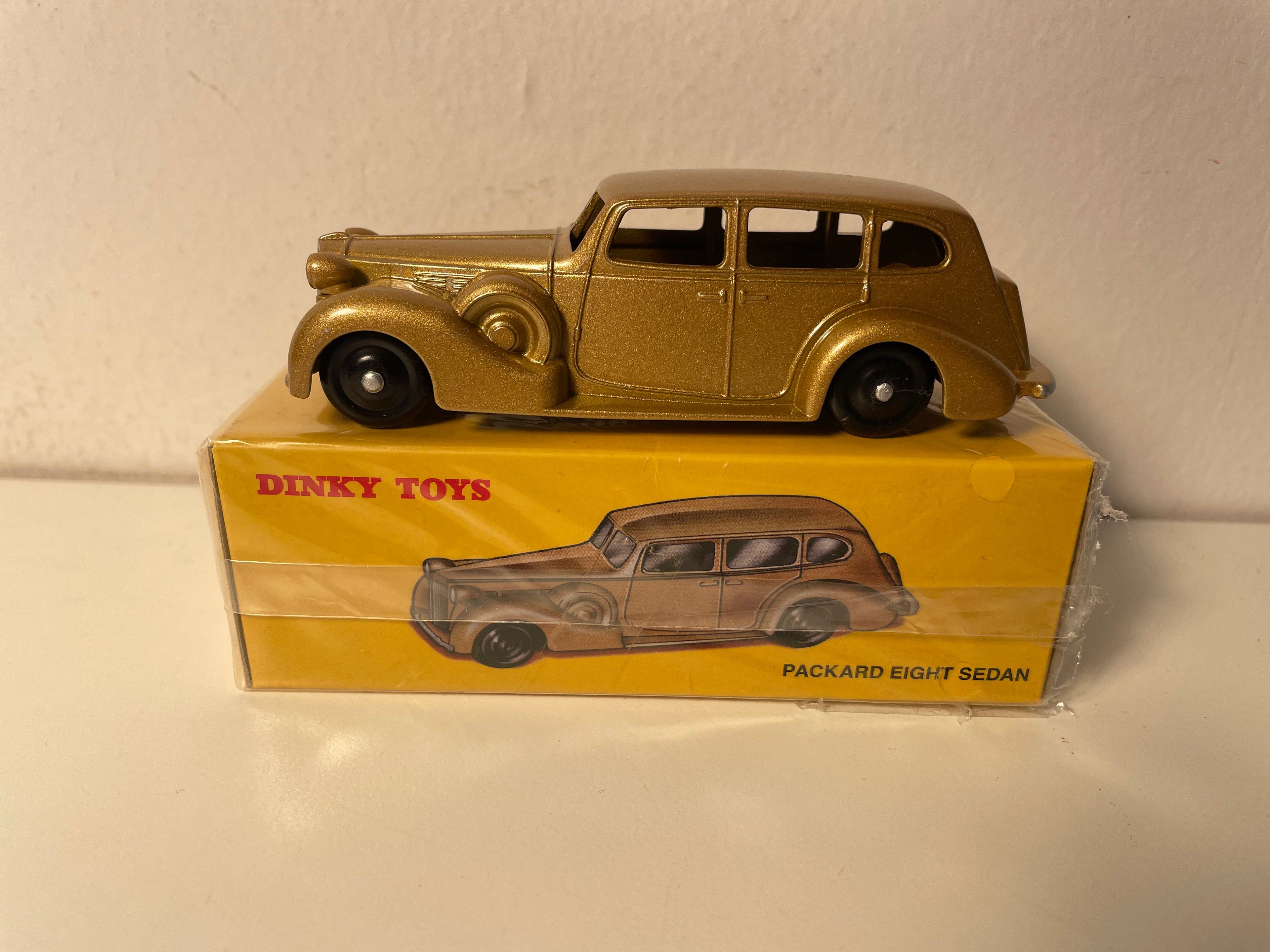 Packard Eight Sedan brown Dinky-Toys (Editions Atlas)