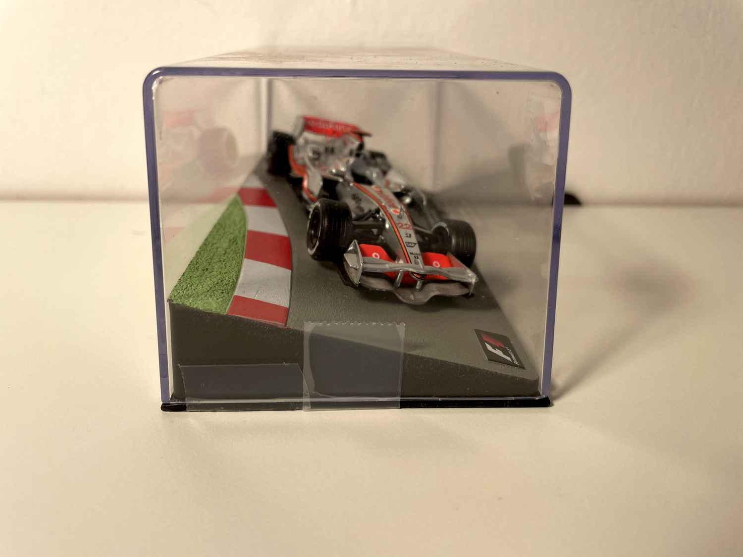 McLaren MP 4/23