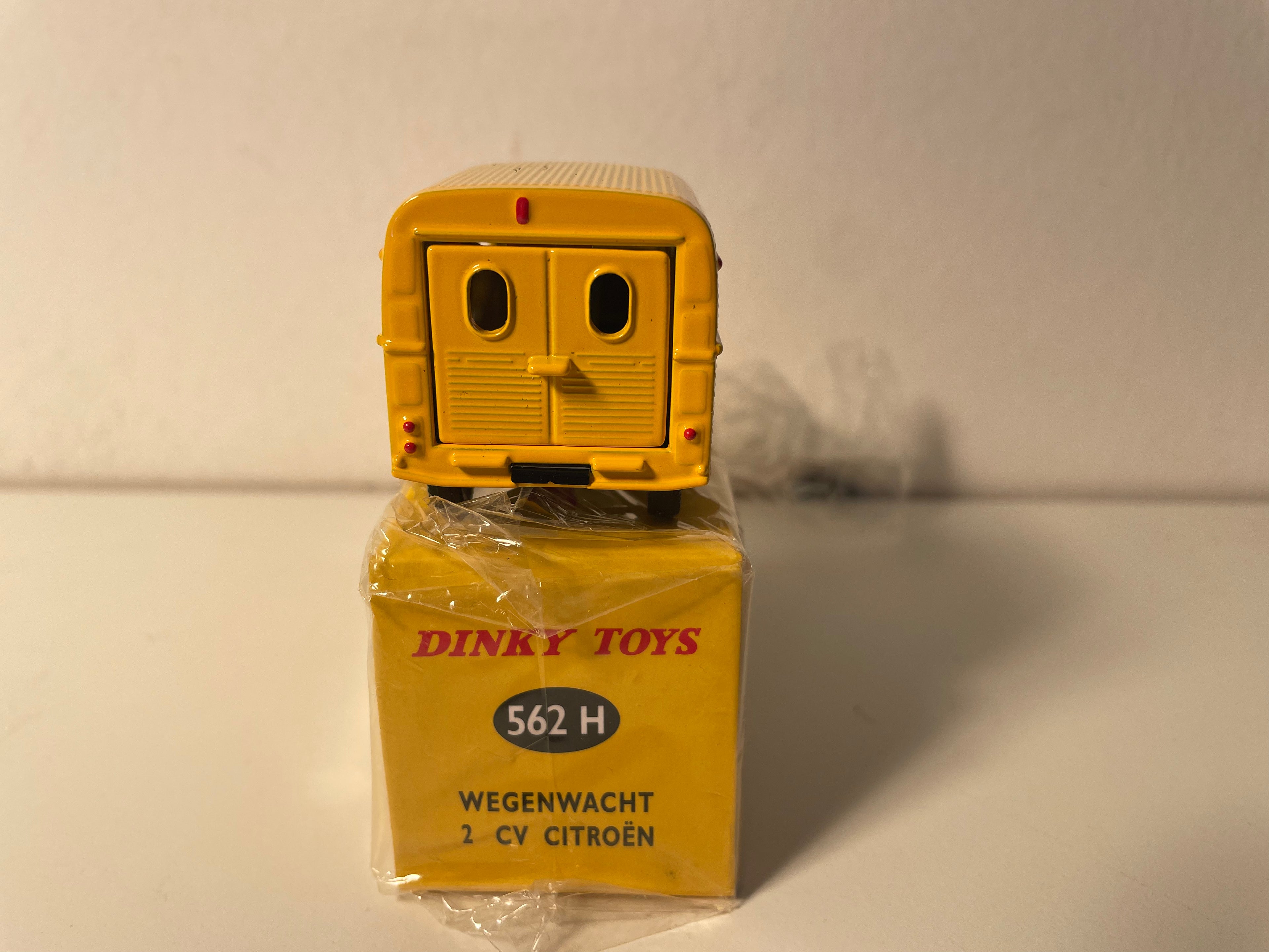 Citroën 2 CV jaune Wegenwacht (Stroumshëllef) Dinky-Toys (Atlas Editioun) - N°562 H
