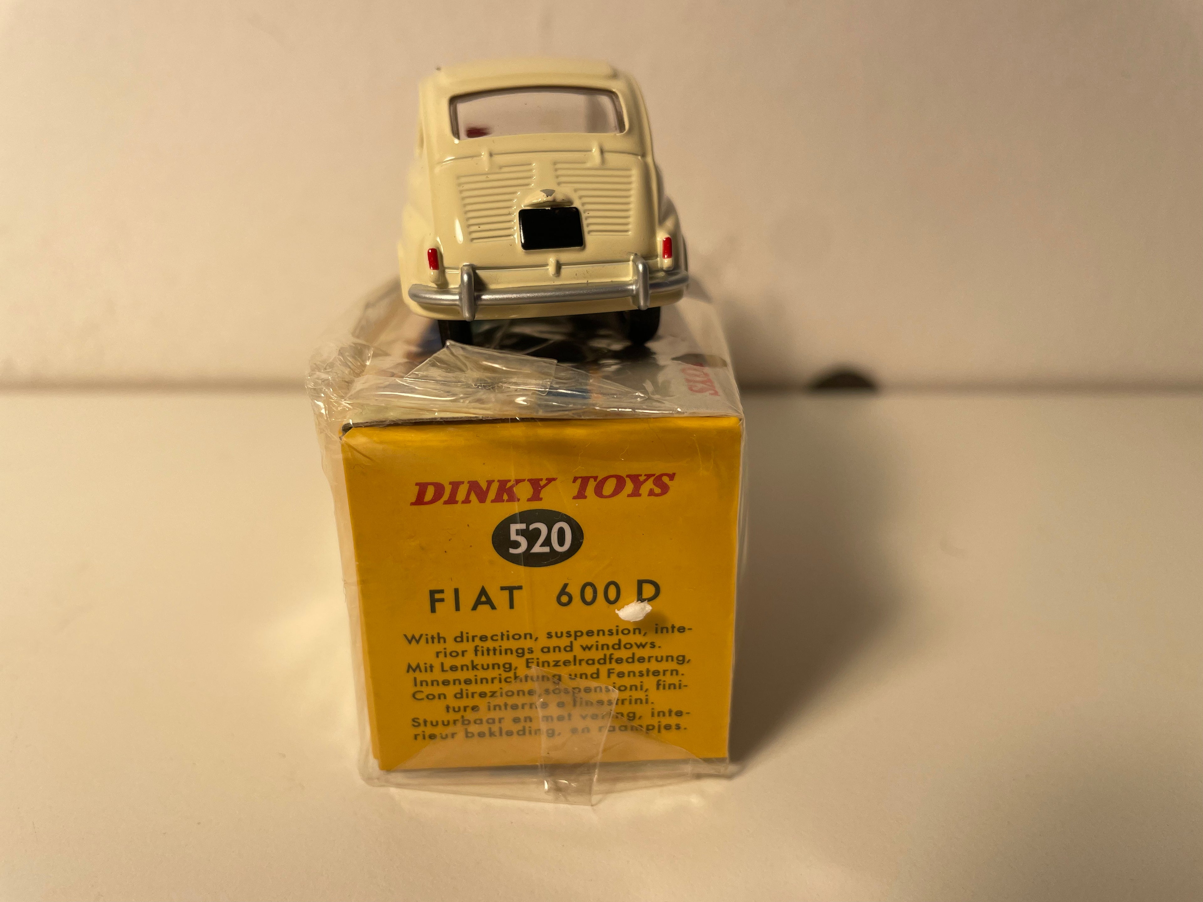 Fiat 600D Crème Dinky-Toys (Atlas Edition) - Nr 520