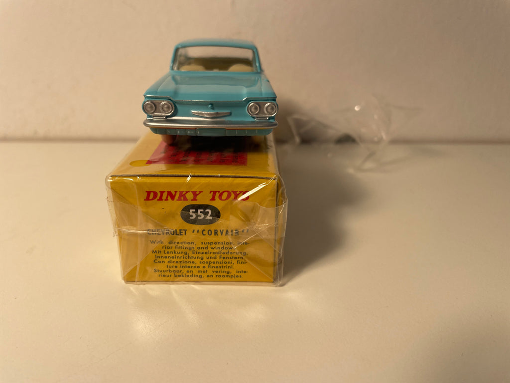 Chevrolet "Corvair" bleue Dinky-Toys (édition Atlas) - N°552